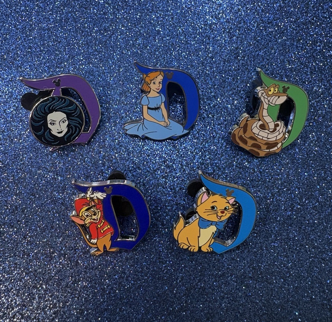Hidden Disney 2026 Wave B Disneyland D’s Set Of 5 Hidden Disney 2026 Wave B Disneyland D’s Set Of 5