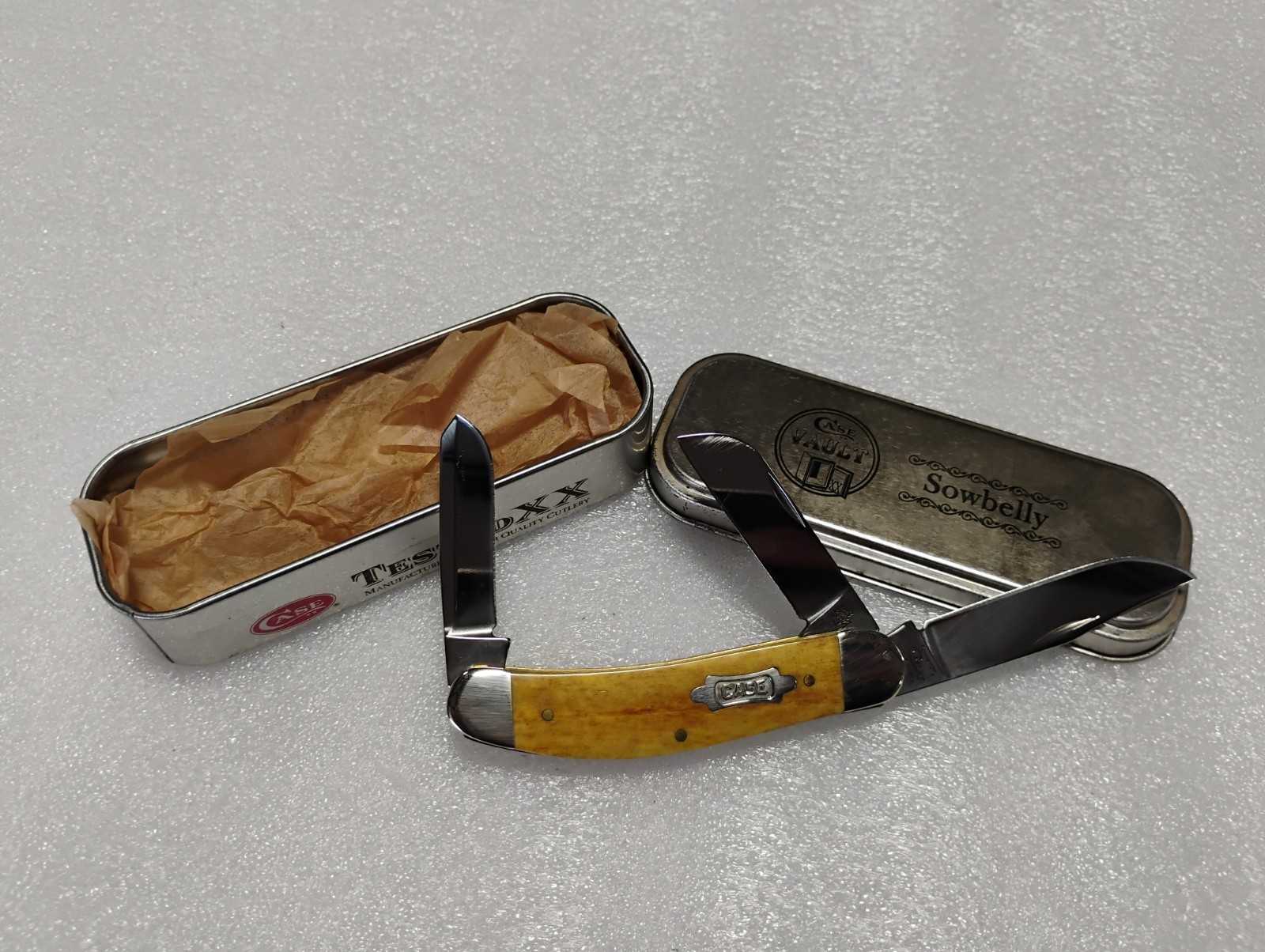 2011 CASE XX VAULT TB6339 SOWBELLY POCKET KNIFE 2011 CASE XX VAULT TB6339 SOWBELLY POCKET KNIFE