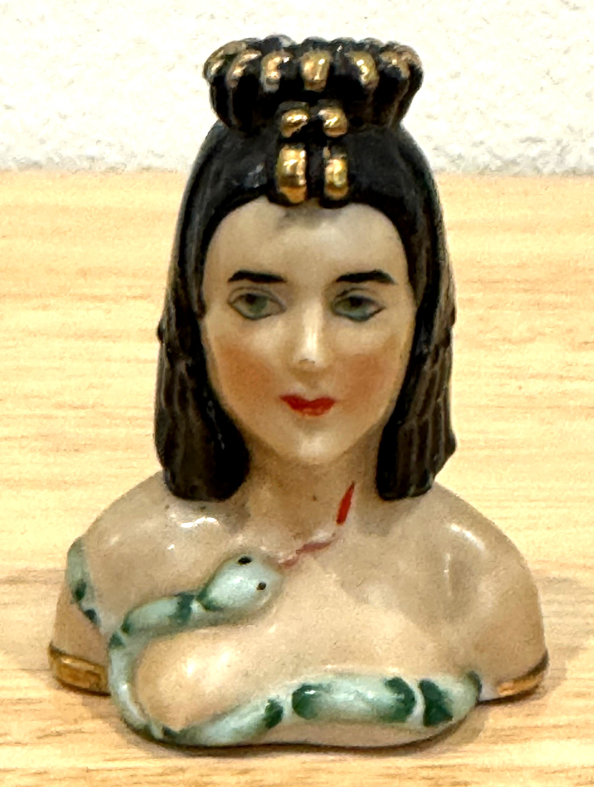 Rare HTF Vintage Cleopatra With Asp Snake Miniature Half Bust 2.75" Figurine Rare HTF Vintage Cleopatra With Asp Snake Miniature Half Bust 2.75" Figurine