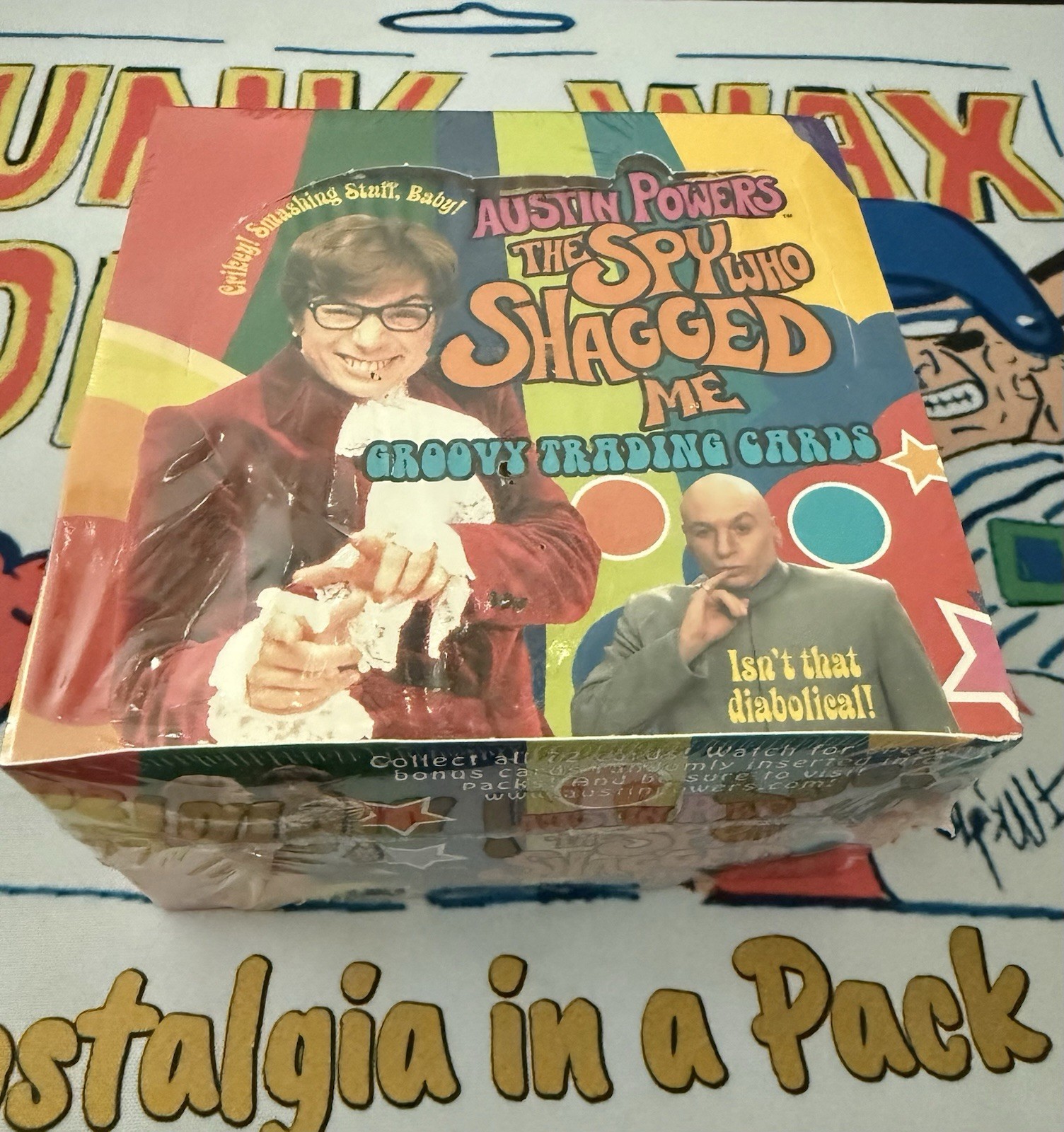 (1) 1999 Cornerstone Austin Powers The Spy Who Shagged Me Trading Card Box (1) 1999 Cornerstone Austin Powers The Spy Who Shagged Me Trading Card Box