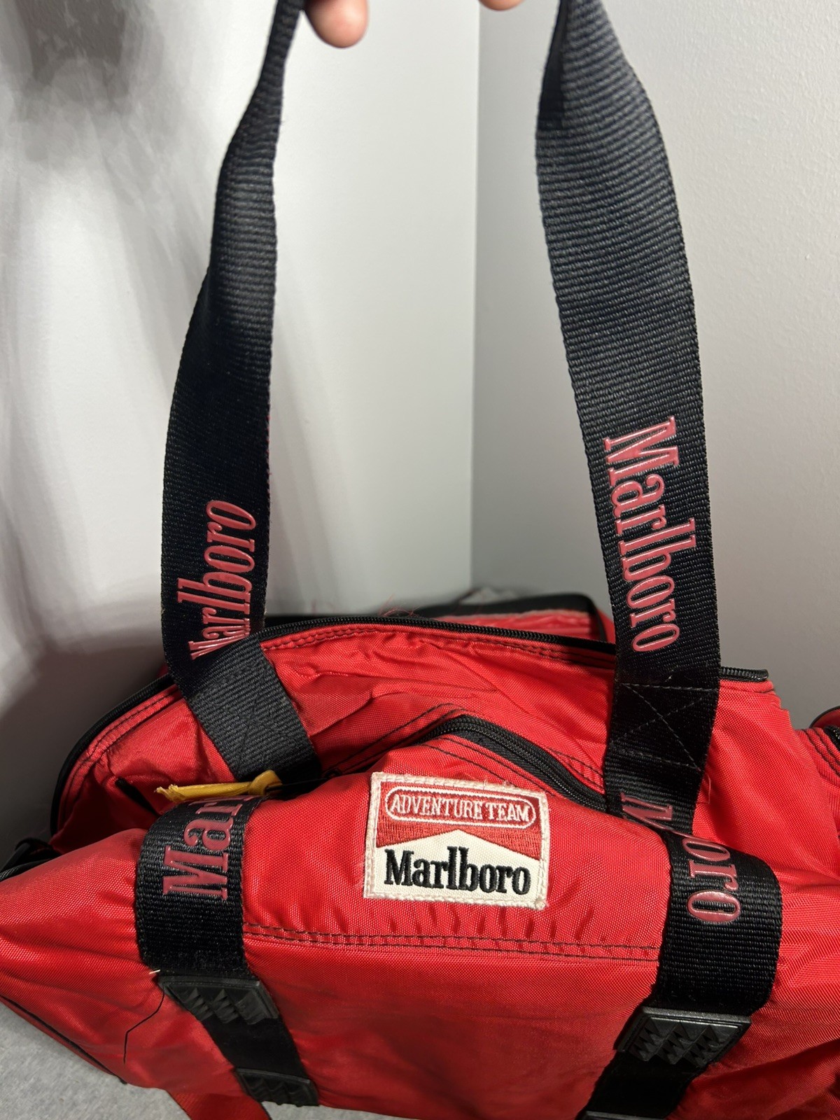 Marlboro Vintage 1992 Adventure Team Lizard Rock Insulated Cooler Duffle Bag Marlboro Vintage 1992 Adventure Team Lizard Rock Insulated Cooler Duffle Bag