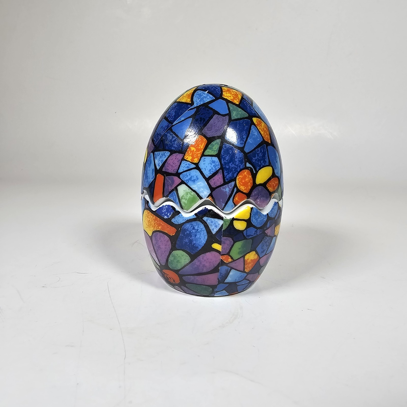 Antoni Gaudi Mosaic Design Barcelona Ceramic Egg Cracked Salt Pepper Shakers Antoni Gaudi Mosaic Design Barcelona Ceramic Egg Cracked Salt Pepper Shakers