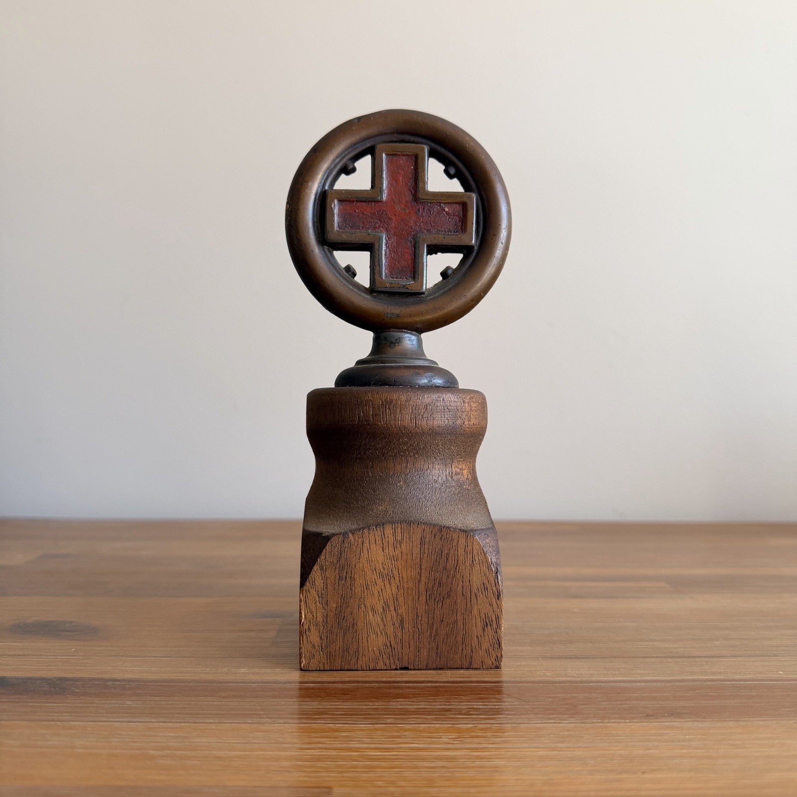 Antique Louis V Aronson 1915 WWI Red Cross Bronze Ambulance Hood Ornament Antique Louis V Aronson 1915 WWI Red Cross Bronze Ambulance Hood Ornament