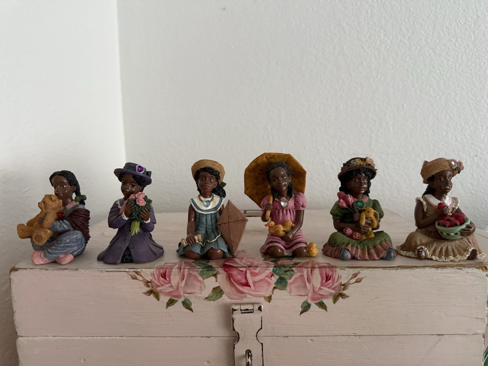 Set Of 12 Young’s Inc. vintage African American Birthstone Figurines Set Of 12 Young’s Inc. vintage African American Birthstone Figurines