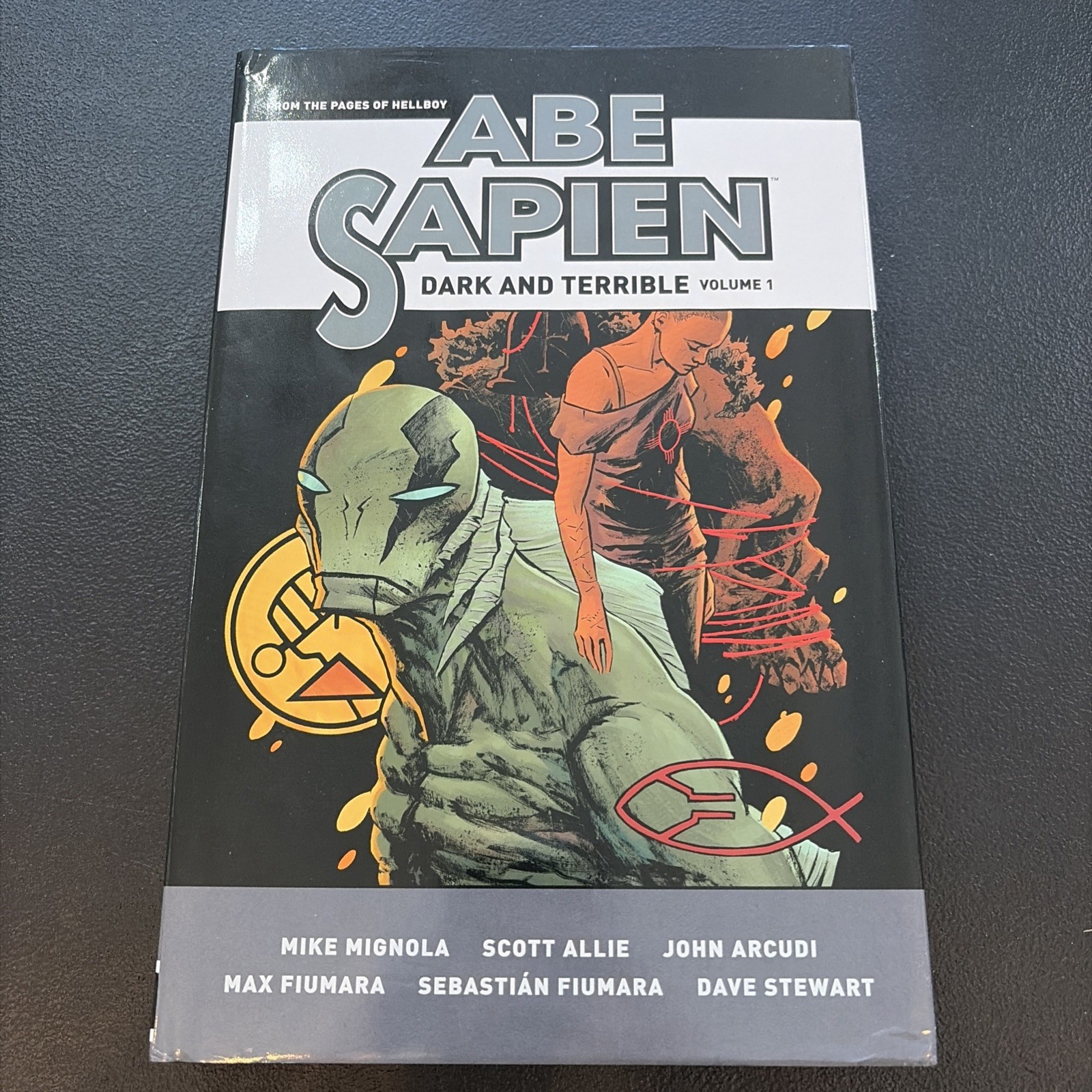 Abe Sapien: Dark and Terrible #1 (Dark Horse Comics November 2017) Abe Sapien: Dark and Terrible #1 (Dark Horse Comics November 2017)