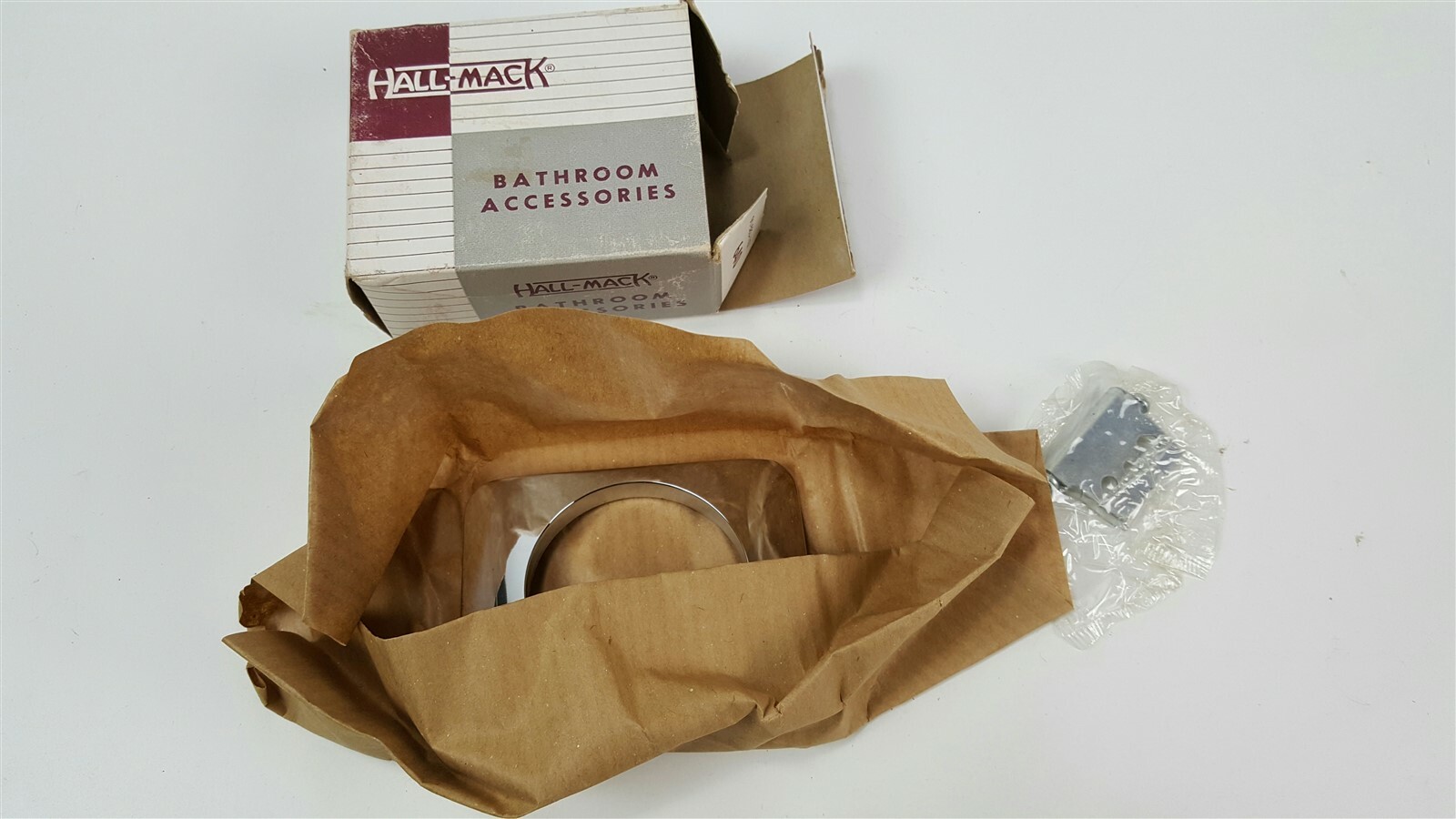 Vintage Hall-Mack 640 Coronado Tumbler Holder - MCM Vintage Hall-Mack 640 Coronado Tumbler Holder - MCM