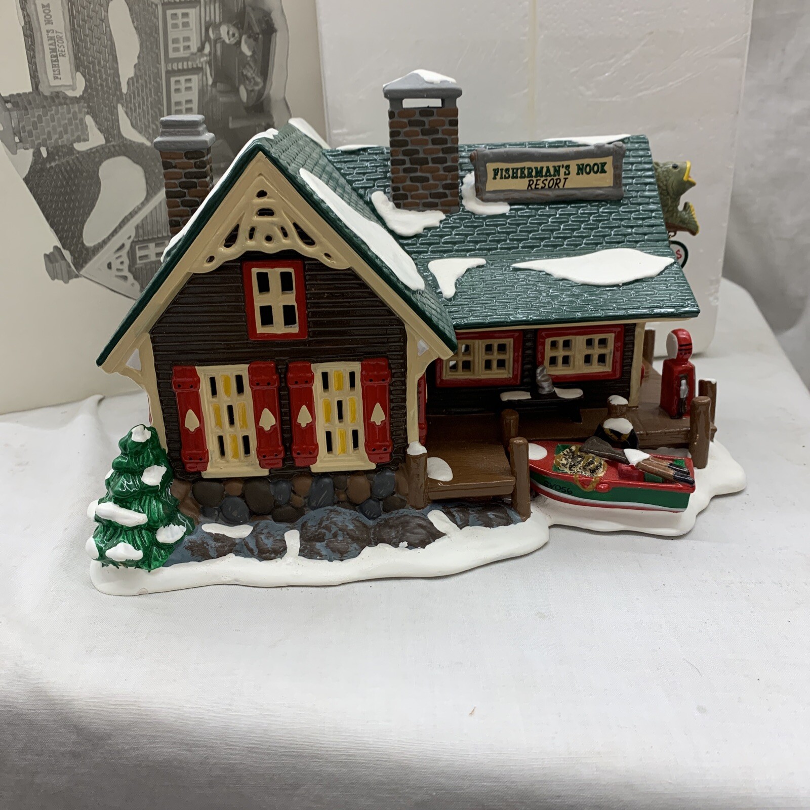 Vintage 1994 Department 56 The Original Snow Village "Fisherman's Nook Resort" Vintage 1994 Department 56 The Original Snow Village "Fisherman's Nook Resort"