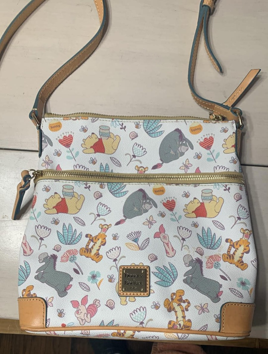 Disney Dooney & Bourke Winnie The Pooh Crossbody 2018 Design Disney Dooney & Bourke Winnie The Pooh Crossbody 2018 Design
