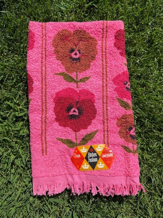 Vintage Canon Hot Pink Floral Fringed Kitchen Towel NOS 100% Cotton USA 17x30