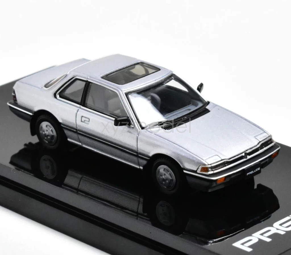 HJ64 1:64 Scale Silver Early Prelude AB Coupe Sports Model Diecast Metal Car