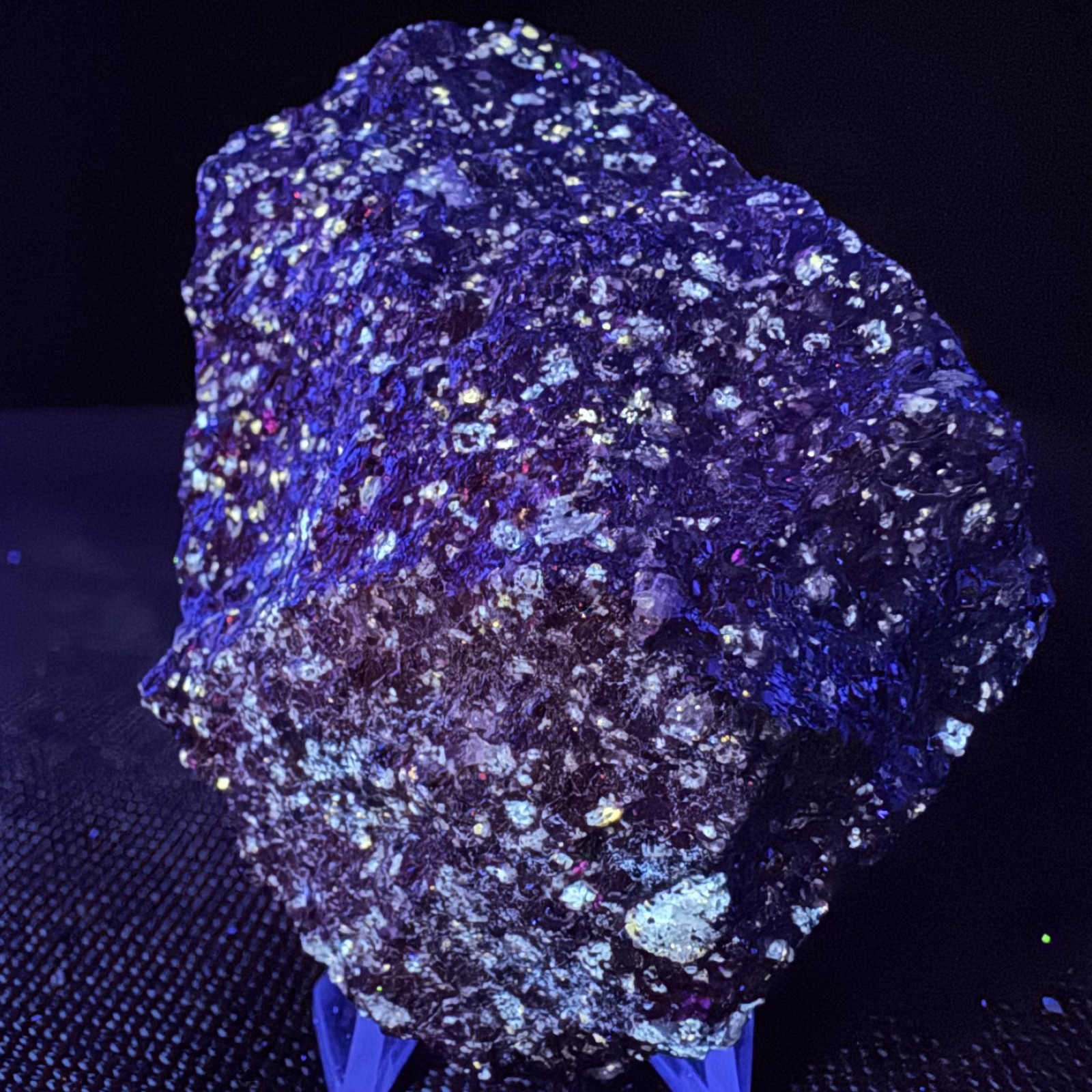 Nice Fl. Sphalerite: ZCA # 4 mine, Balmat District, Fowler, New York, USA Nice Fl. Sphalerite: ZCA # 4 mine, Balmat District, Fowler, New York, USA