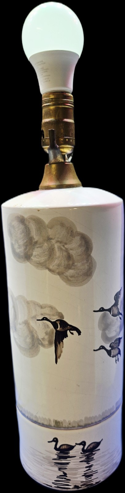Vintage MCM Italian Ceramic Cylinder Table Lamp Ducks Geese Flying Italy 1822 Vintage MCM Italian Ceramic Cylinder Table Lamp Ducks Geese Flying Italy 1822