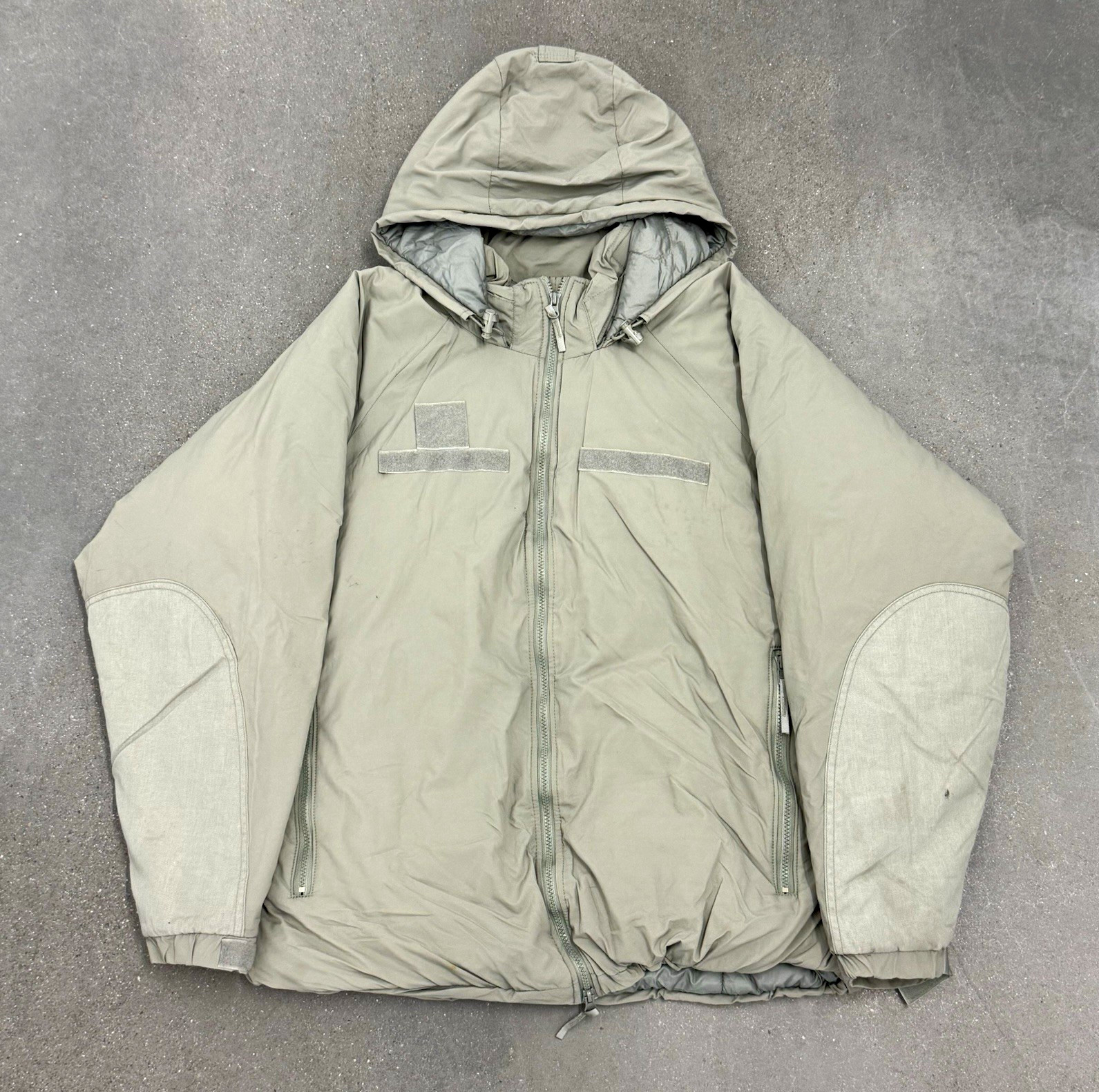 Tennier Industries USGI Gen III Layer 7 Extreme Cold Weather Parka Jacket L Tennier Industries USGI Gen III Layer 7 Extreme Cold Weather Parka Jacket L