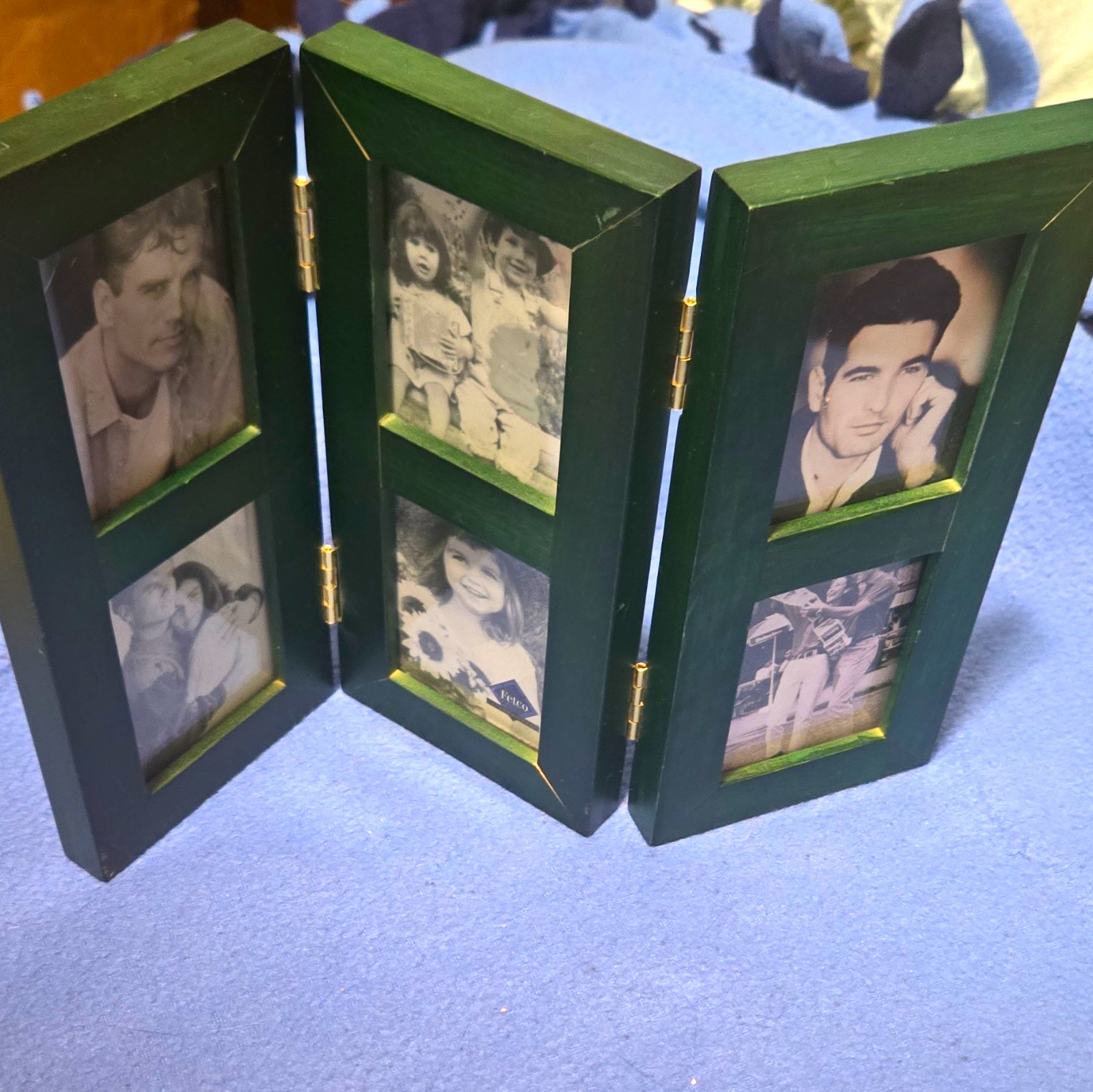 Fetco Green Wood Tri-Fold 6-Photo Picture Frame 4x6 Clear Glass Freestanding Fetco Green Wood Tri-Fold 6-Photo Picture Frame 4x6 Clear Glass Freestanding