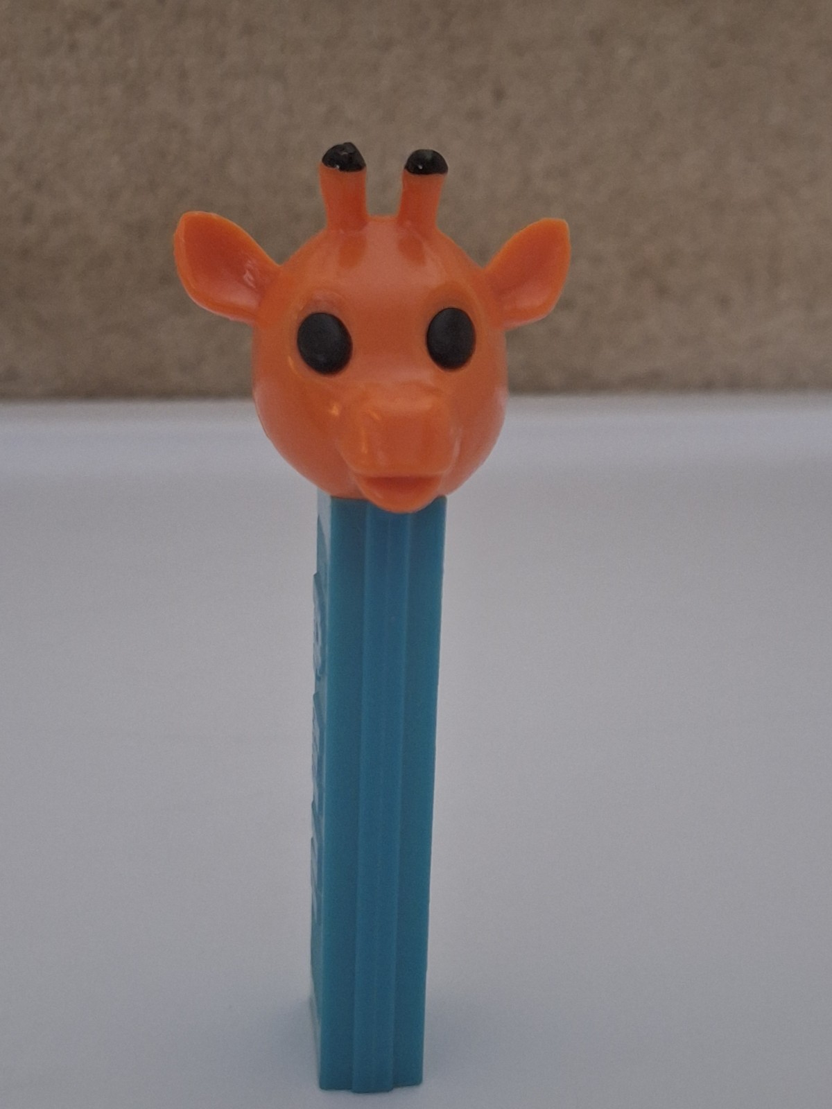 Vintage 1976 Pez Giraffe Dispenser No Feet - Austria 3.4 Vintage 1976 Pez Giraffe Dispenser No Feet - Austria 3.4