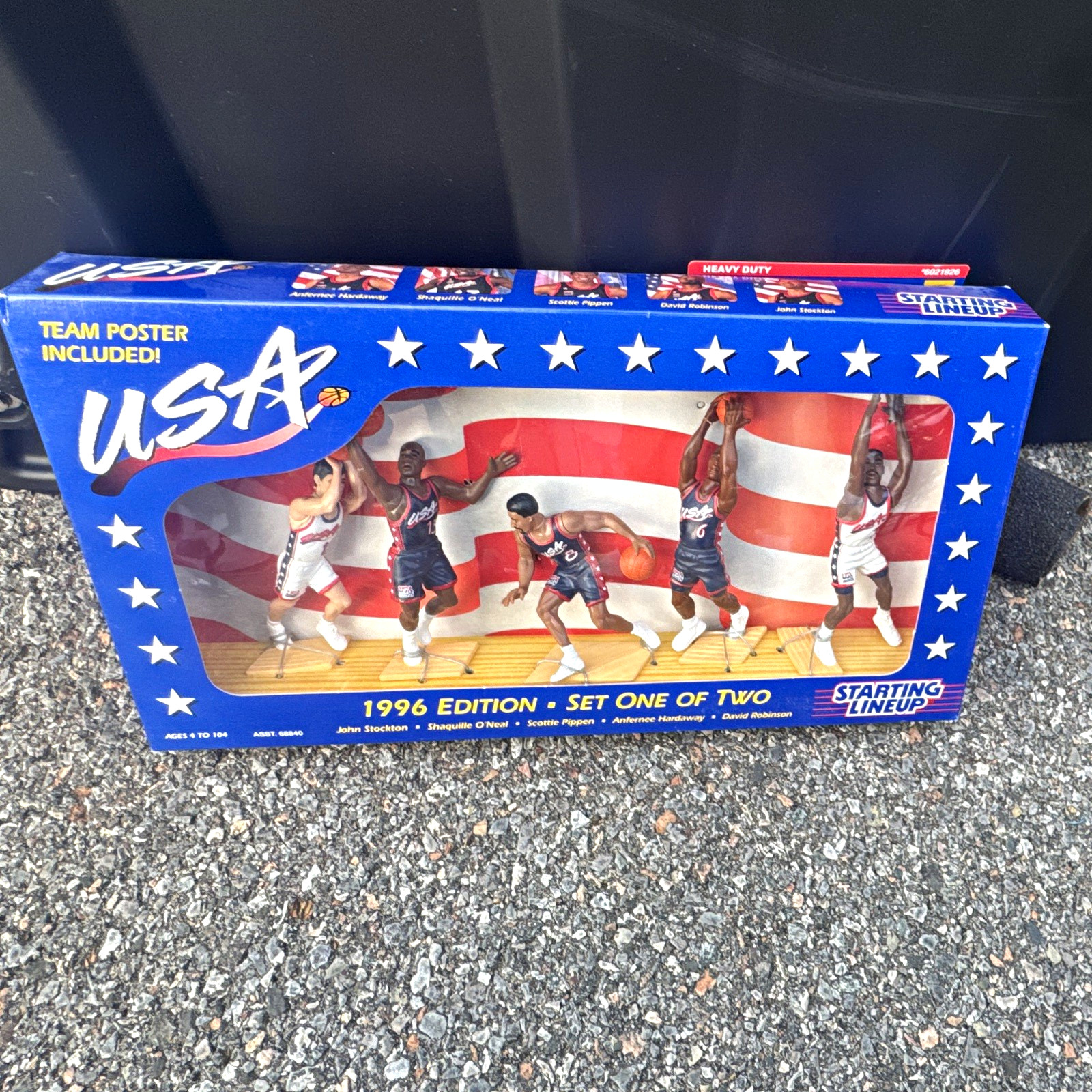 Starting Lineup USA Basketball 1996 Figure Set w/ Team Poster Vintage Unopened Starting Lineup USA Basketball 1996 Figure Set w/ Team Poster Vintage Unopened