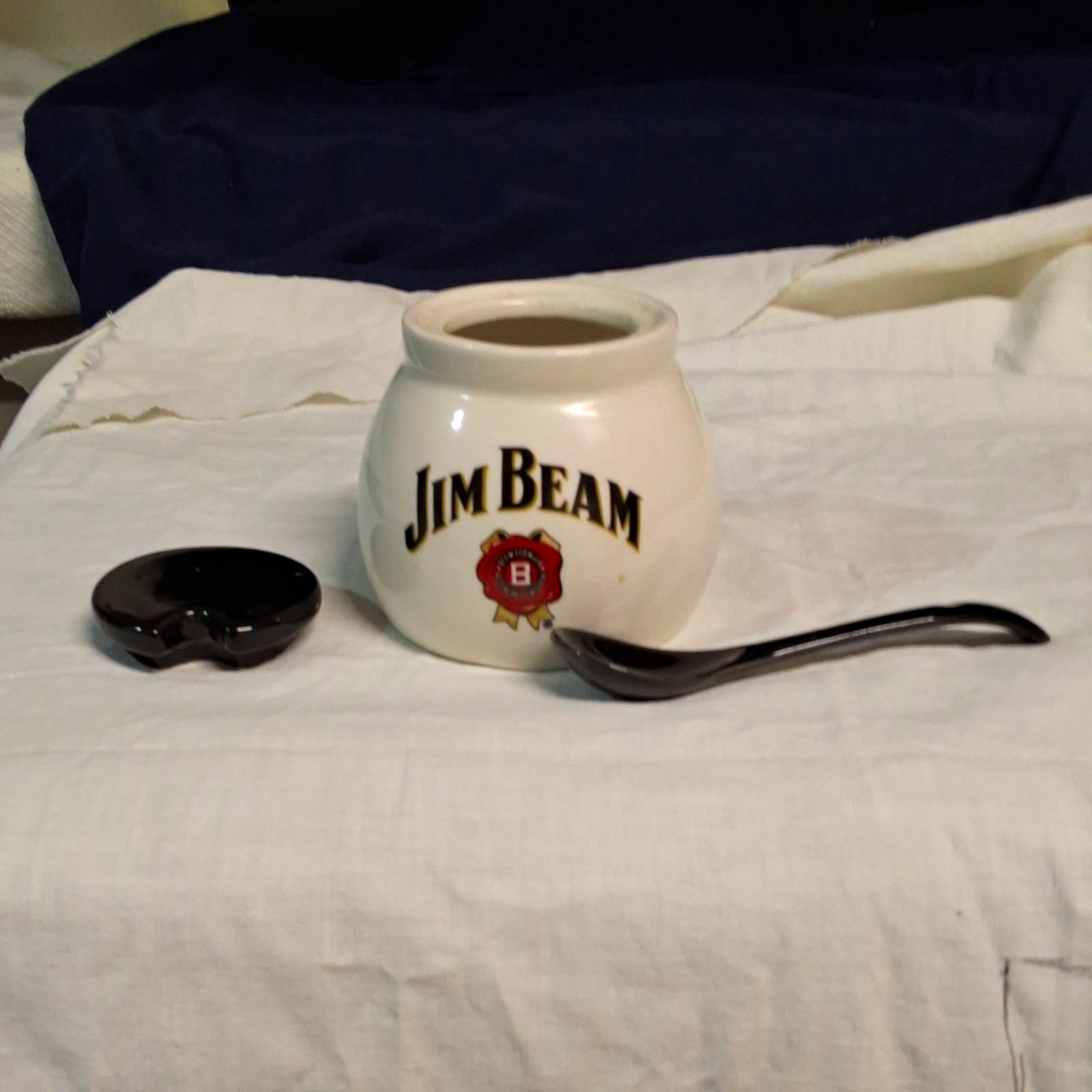 Jim Beam Ceramic Bowl w/ Lid, Black Spoon & Insert/Rest 2012 Jim Beam Ceramic Bowl w/ Lid, Black Spoon & Insert/Rest 2012