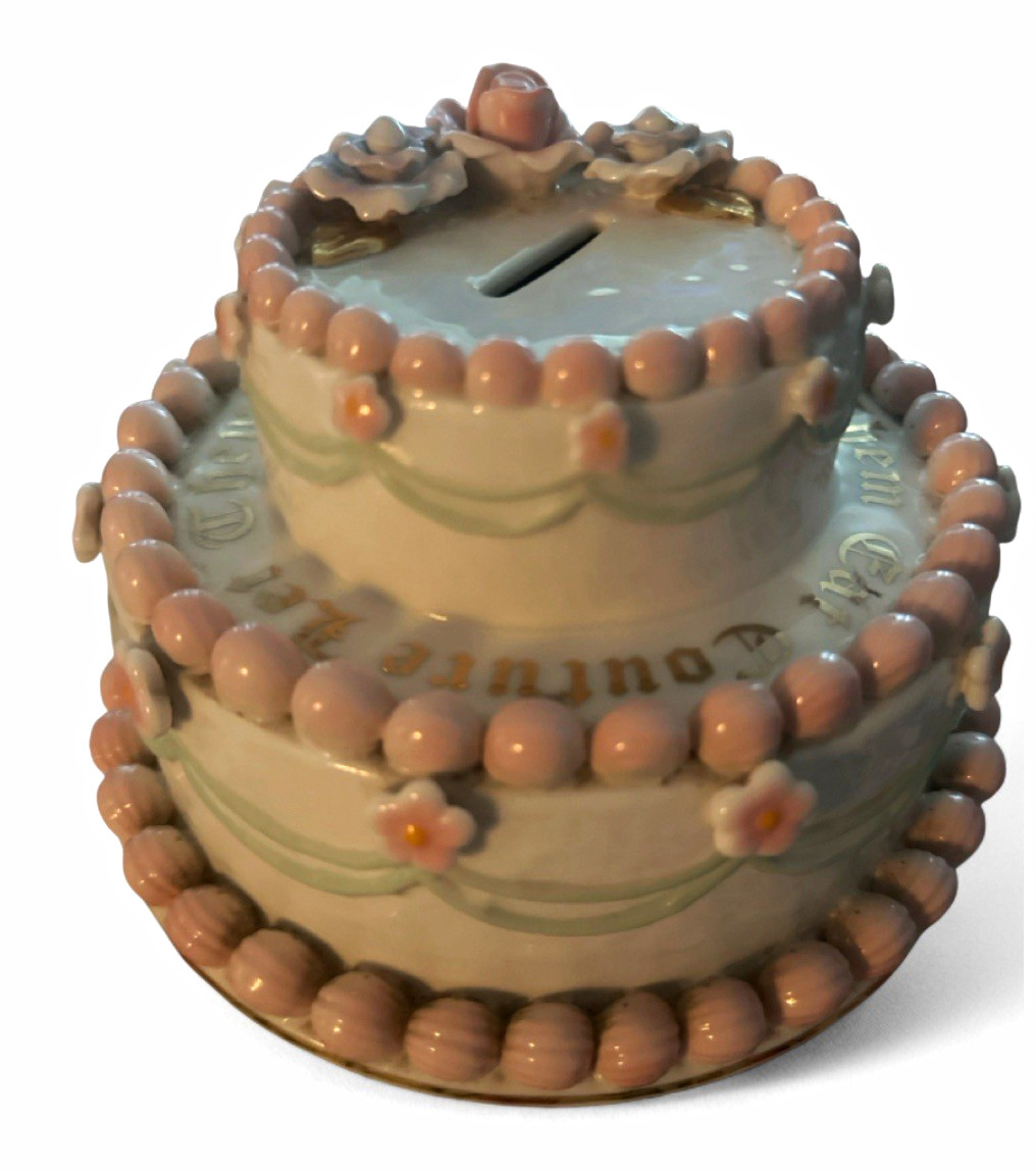 Juicy Couture Ceramic Wedding Tiered Cake Piggy Coin Bank "Let Them Eat Cake" Juicy Couture Ceramic Wedding Tiered Cake Piggy Coin Bank "Let Them Eat Cake"