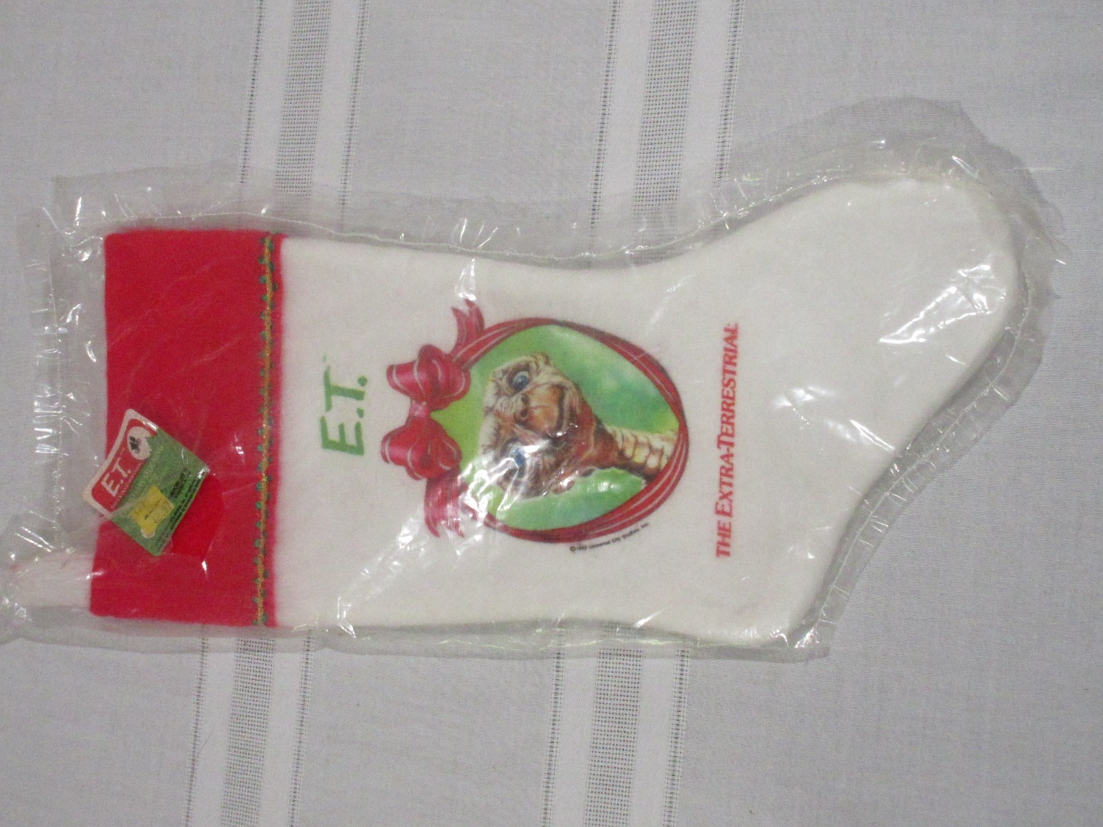 Vintage E.T. The Extra-Terrestrial 1982 Universal Studios 16" xmas Stocking NOS Vintage E.T. The Extra-Terrestrial 1982 Universal Studios 16" xmas Stocking NOS