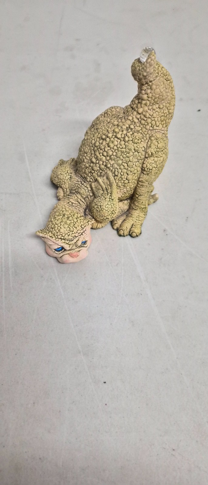 Vintage 1980's "Yikes" #5112 dragon from "Dragon Keep" series