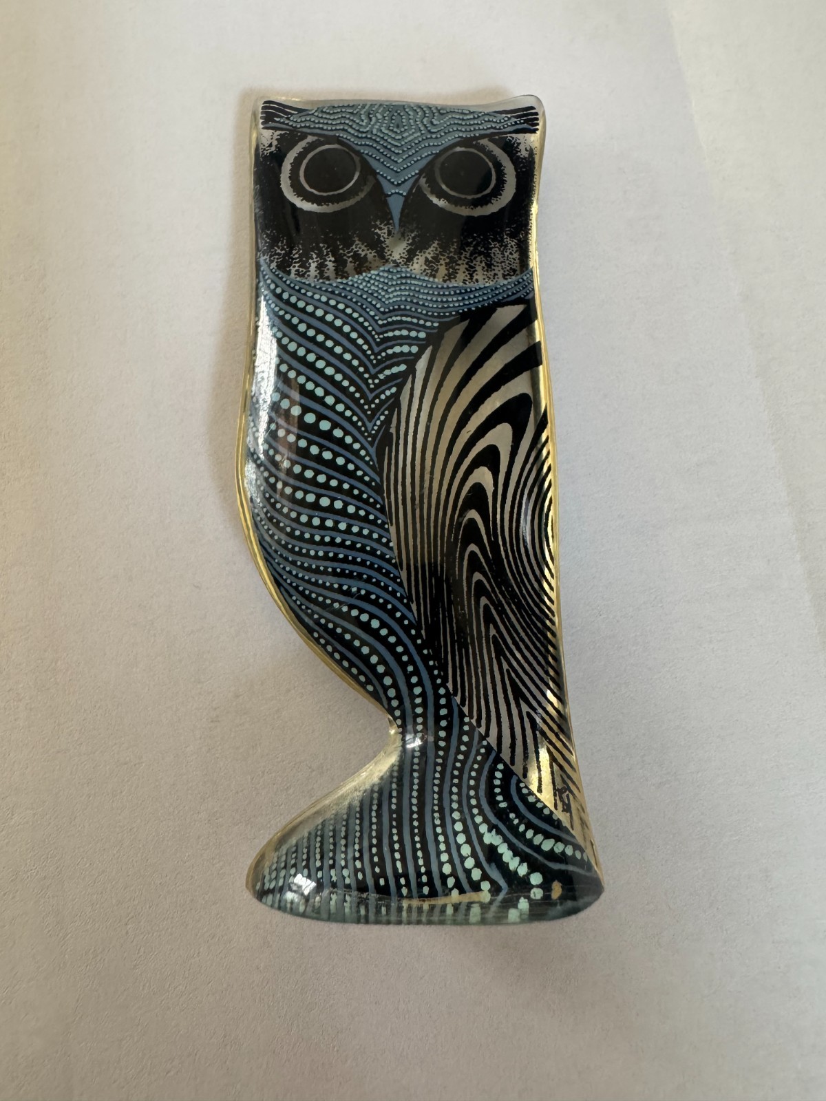 Rare vintage Abraham Palatnik Lucite blue and black owl figurine from the 1970s