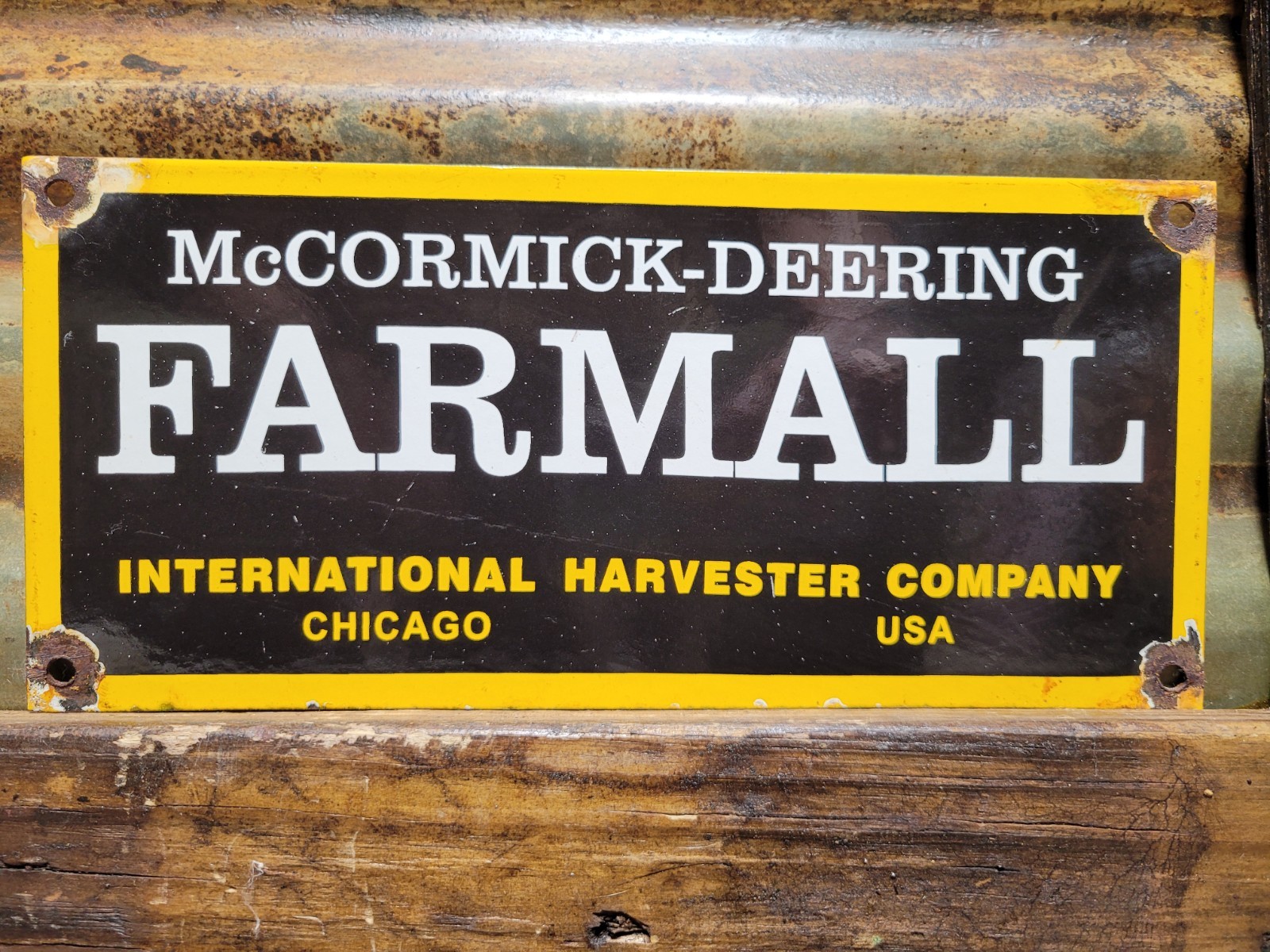 VINTAGE FARMALL PORCELAIN SIGN OLD MCCORMICK DEERING FARM TRACTOR HARVESTER VINTAGE FARMALL PORCELAIN SIGN OLD MCCORMICK DEERING FARM TRACTOR HARVESTER