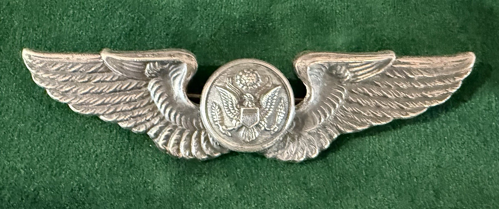 Original WWII U.S. Army Air Corps AAF British Made J.R. GAUNT 3" Aircrew Wing Original WWII U.S. Army Air Corps AAF British Made J.R. GAUNT 3" Aircrew Wing
