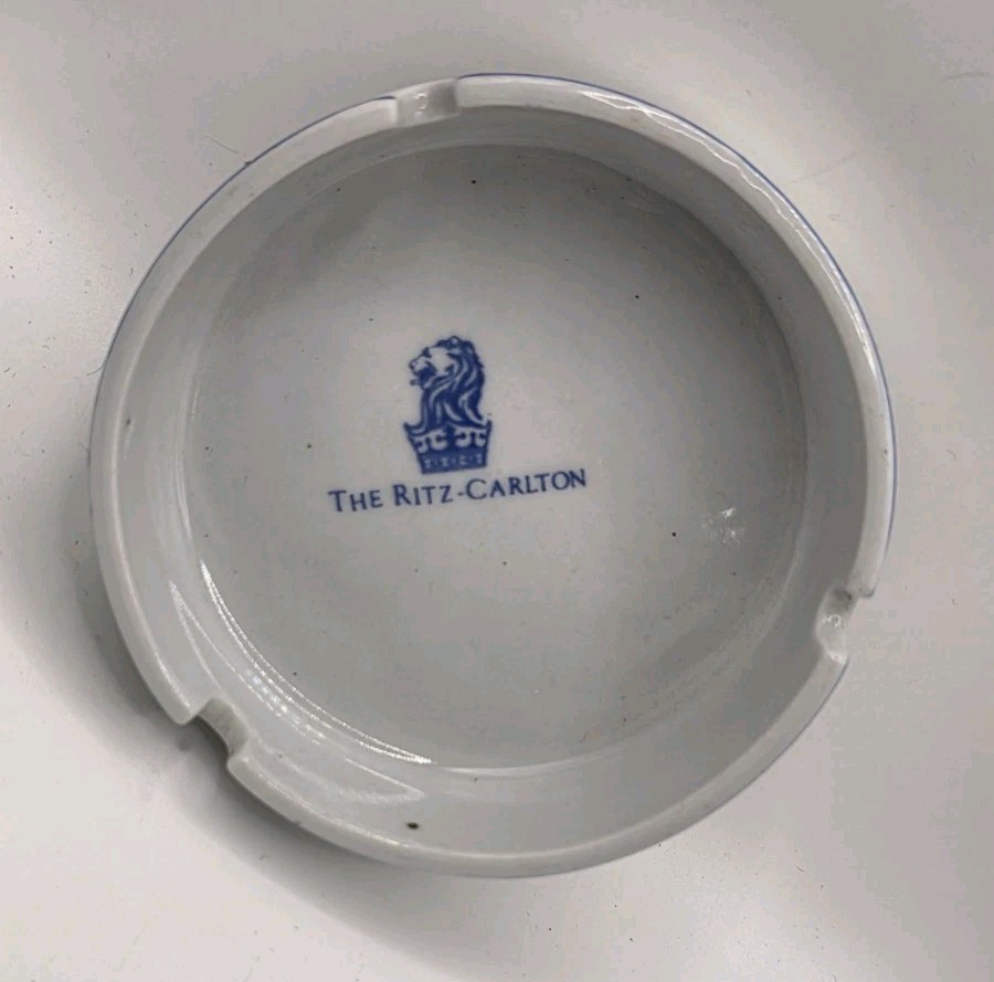Hotel RITZ CARLTON Lion Logo Ashtray Hotel RITZ CARLTON Lion Logo Ashtray