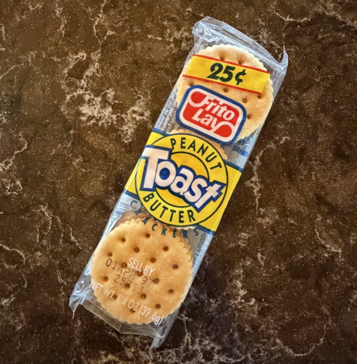 Vintage 90's FRITO LAY PEANUT BUTTER TOAST 25¢ Crackers Package RARE SEALED NOS Vintage 90's FRITO LAY PEANUT BUTTER TOAST 25¢ Crackers Package RARE SEALED NOS