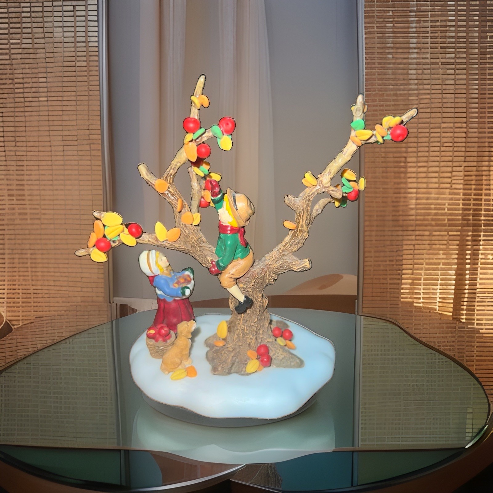 Vtg Dept 56 Up in the Apple Tree #56640 Christmas Village Accessory 1999 Vtg Dept 56 Up in the Apple Tree #56640 Christmas Village Accessory 1999