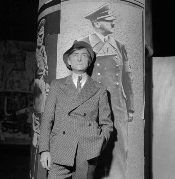 Jean Vilar Der unaufhaltsame Aufstieg des Arturo Ui B Brecht Paris- Old Photo Jean Vilar Der unaufhaltsame Aufstieg des Arturo Ui B Brecht Paris- Old Photo