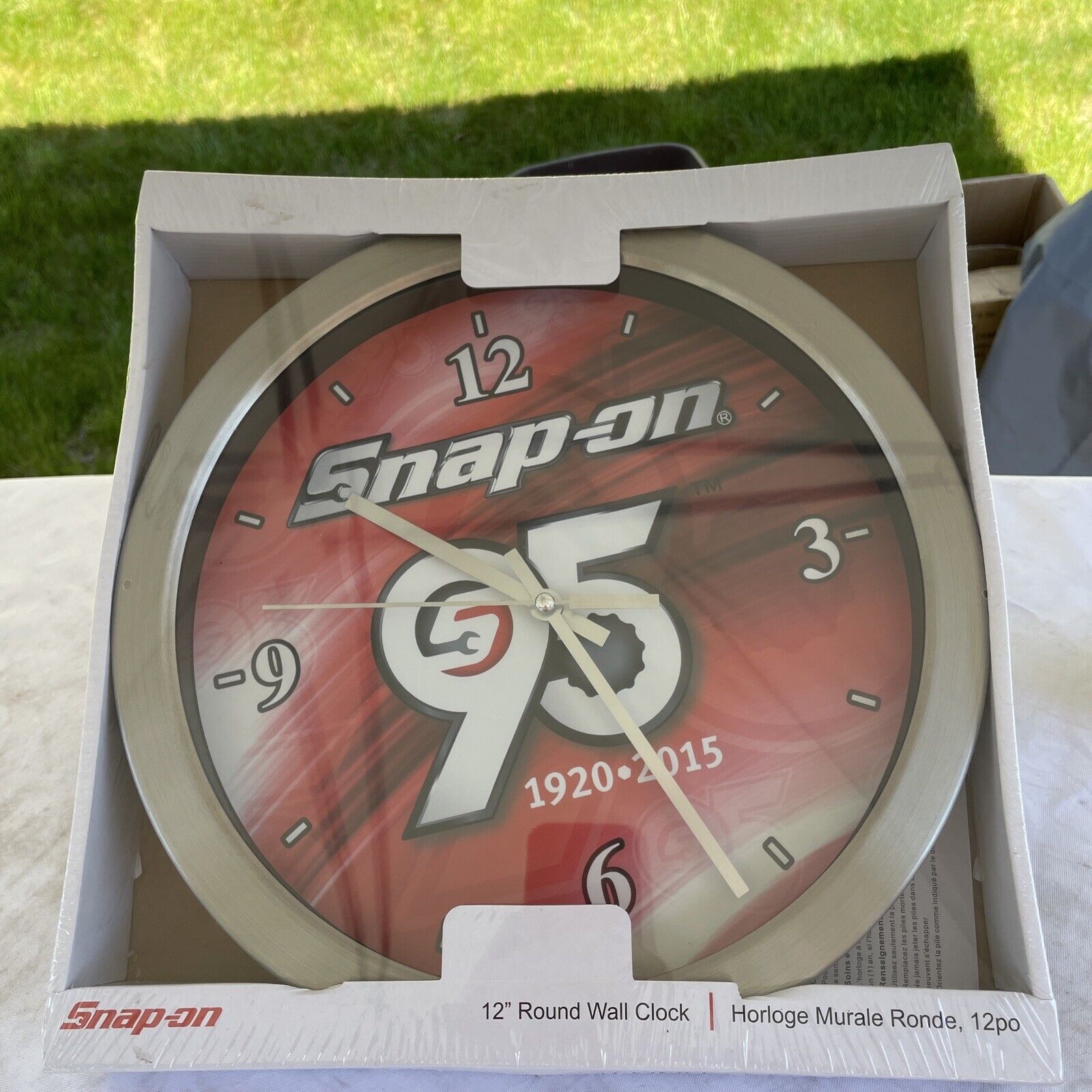 Snap On 12” Round Wall Clock