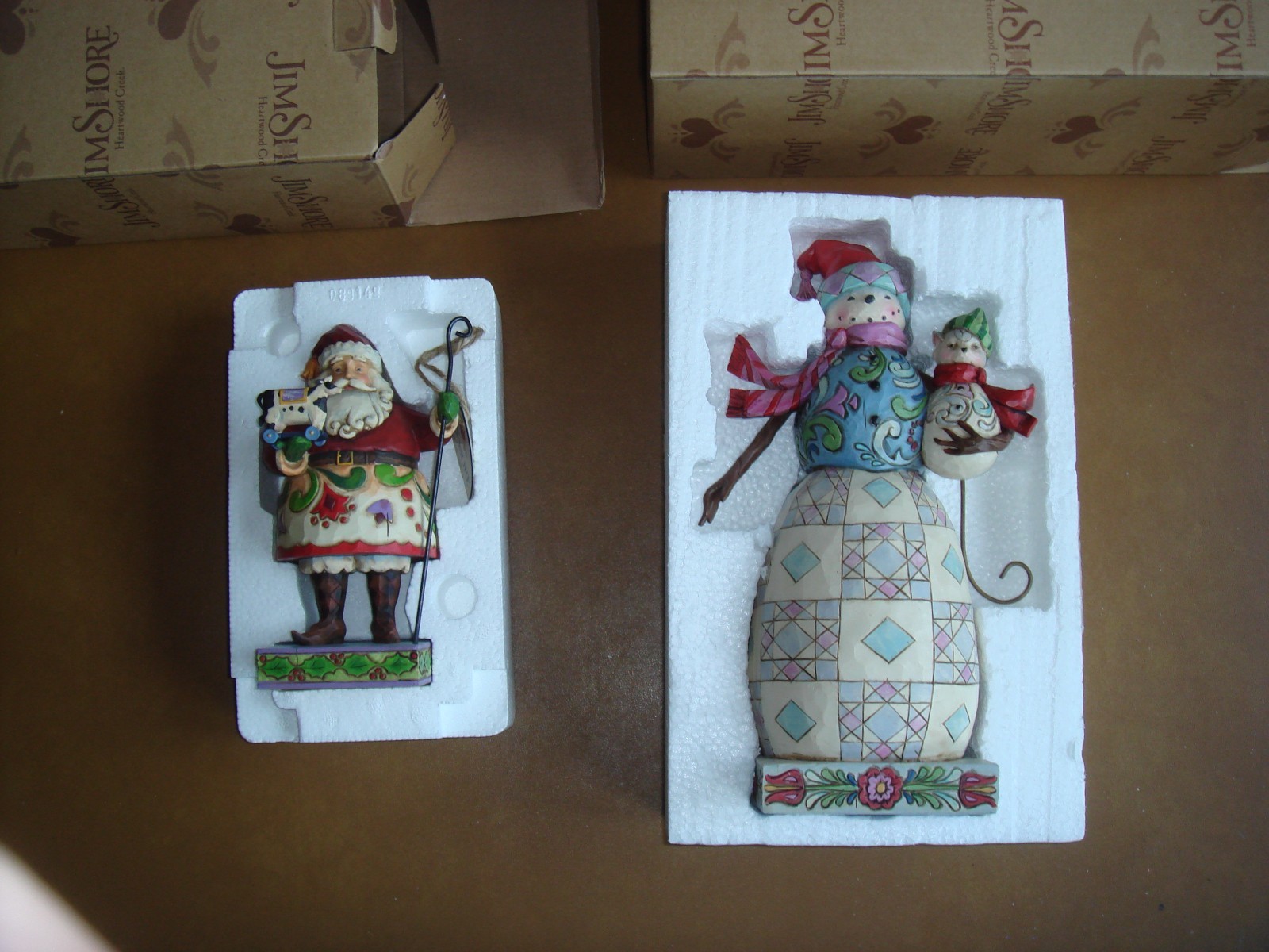 2 Jim Shore Figurines Holiday Fun + It's Cool To Be Friends 2 Jim Shore Figurines Holiday Fun + It's Cool To Be Friends