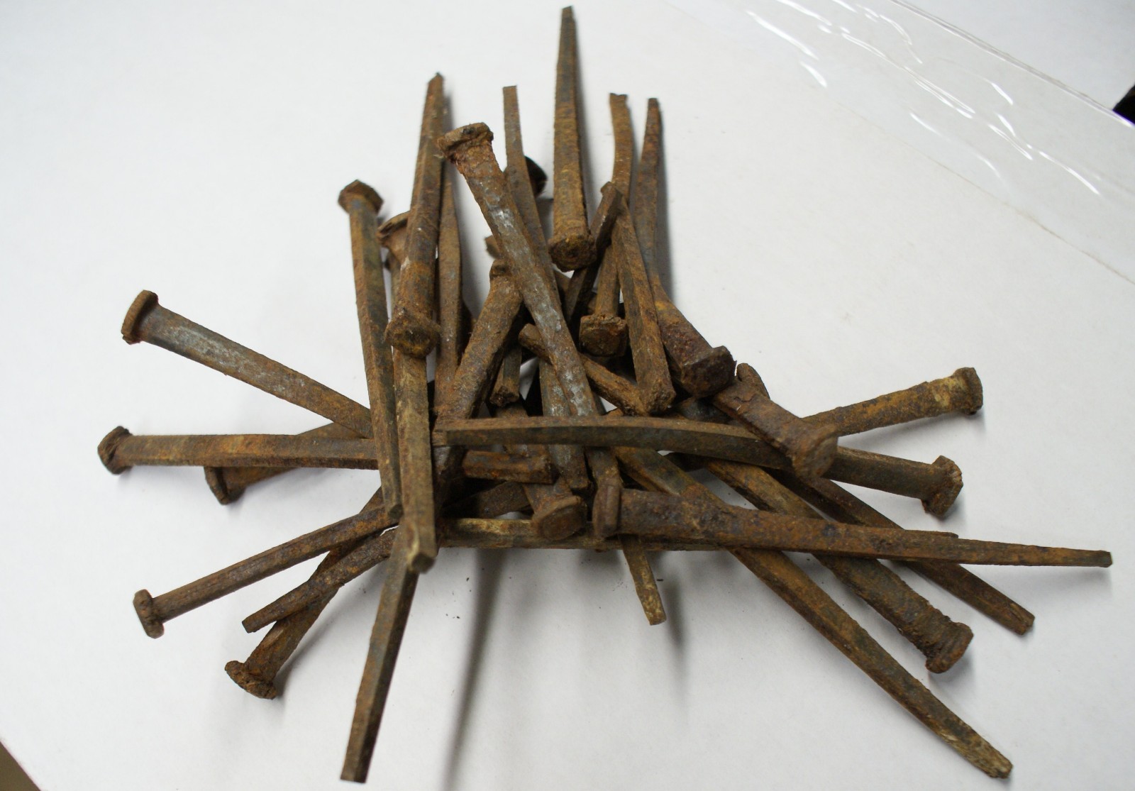 Approx. 100 (5 lbs) ANTIQUE (1800'S) SQUARE 4.5" LONG NAILS CHURCH GOOD FRIDAY Approx. 100 (5 lbs) ANTIQUE (1800'S) SQUARE 4.5" LONG NAILS CHURCH GOOD FRIDAY