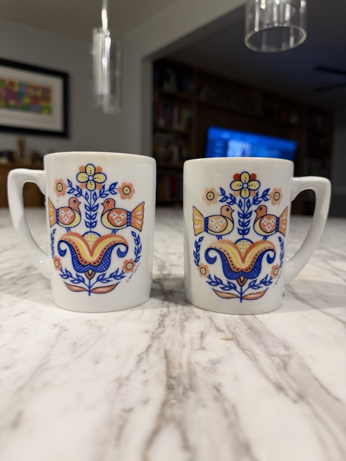 Vintage Berggren Swedish Folk Art Bird Floral Coffee Mugs Set of 2 MCM Vintage Berggren Swedish Folk Art Bird Floral Coffee Mugs Set of 2 MCM
