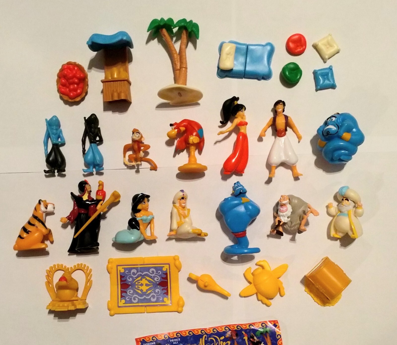 DISNEY ALADDIN FIGURINES TOYS BIG SET NESTLE - RARE COLLECTIBLES MINIATURES DISNEY ALADDIN FIGURINES TOYS BIG SET NESTLE - RARE COLLECTIBLES MINIATURES