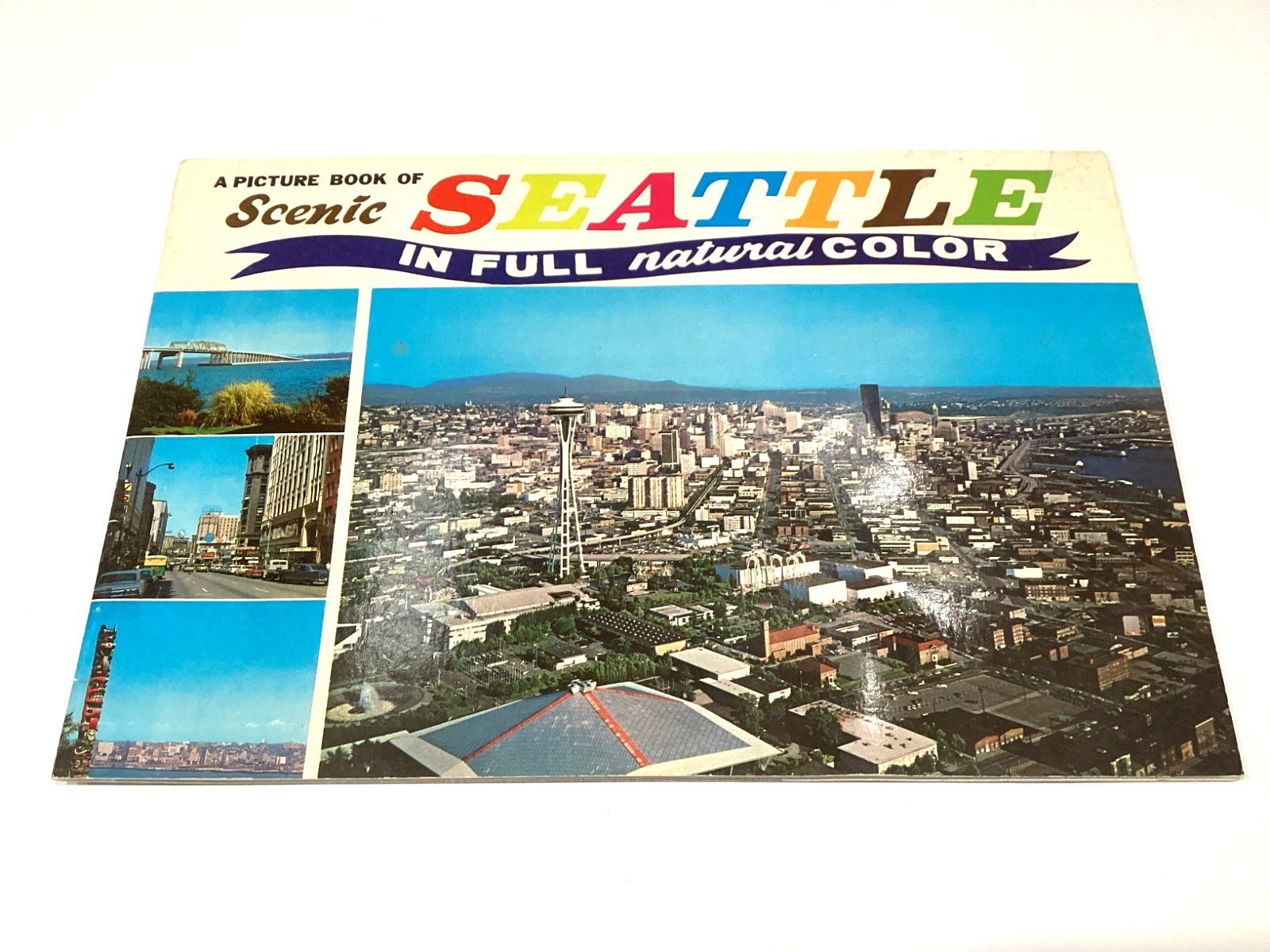VINTAGE PICTURE BOOK OF SCENIC SEATTLE IN FULL NATURAL COLOR BOOKLET 1970's VINTAGE PICTURE BOOK OF SCENIC SEATTLE IN FULL NATURAL COLOR BOOKLET 1970's