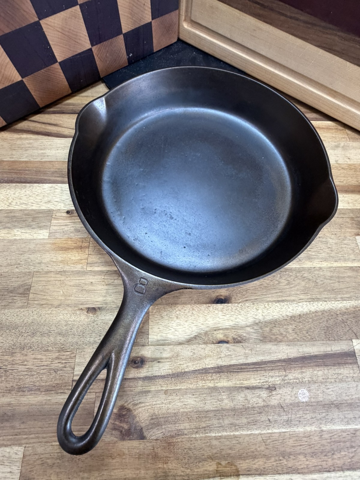 Victor (by Griswold) #8 Cast Iron Skillet Victor (by Griswold) #8 Cast Iron Skillet