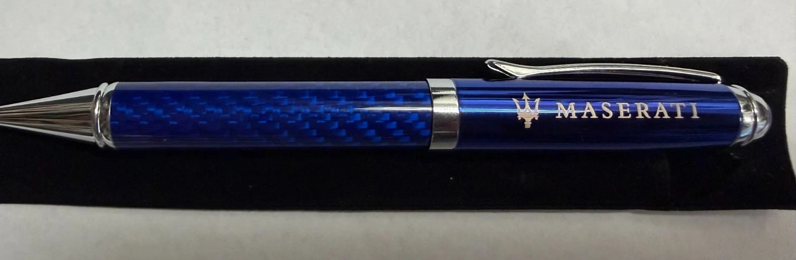 Maserati Carbon Fiber Pen (Blue) - Automotive Accessories Maserati Carbon Fiber Pen (Blue) - Automotive Accessories