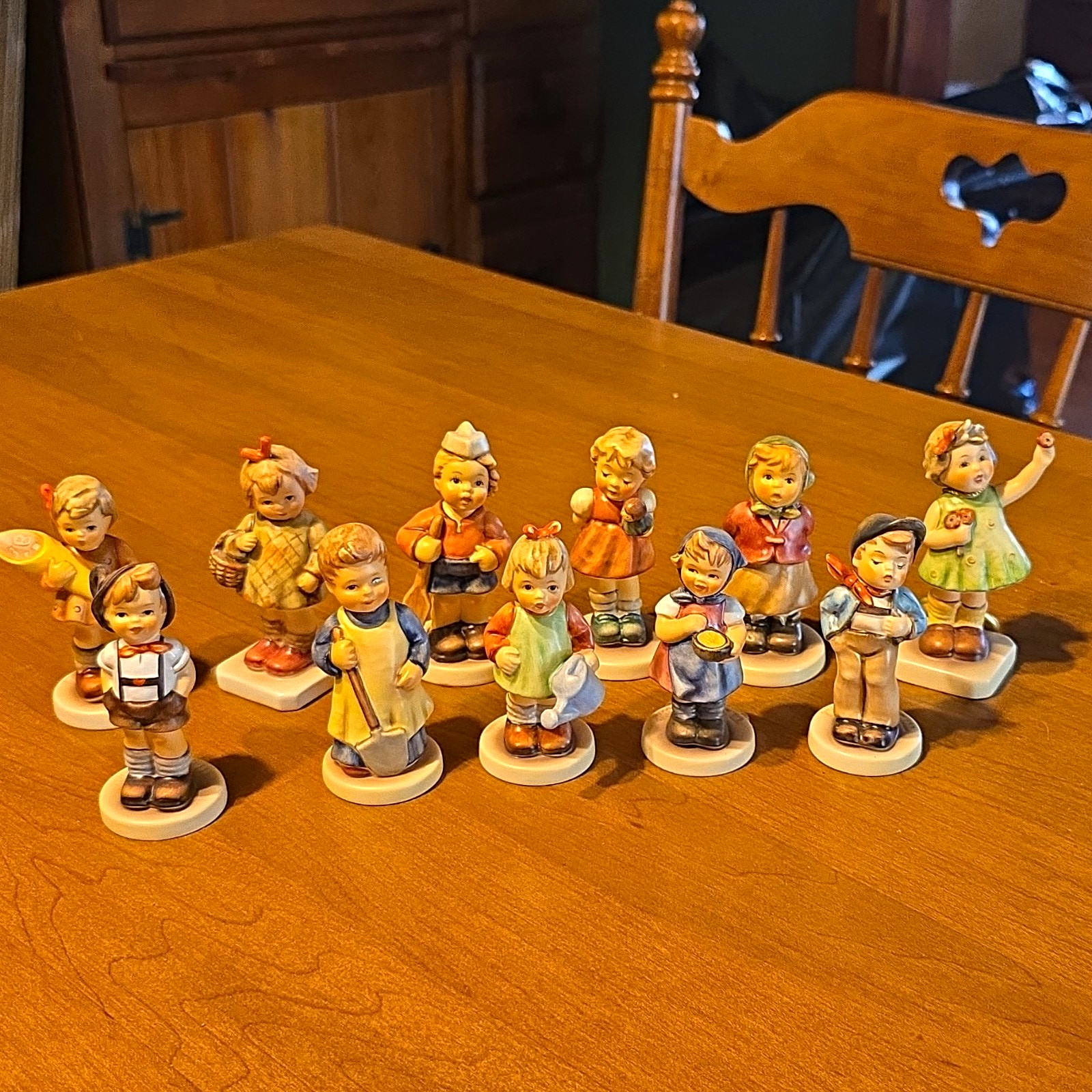 Goebel M.I. Hummel Club Hand Painted Porcelain Figurines Lot of 11, 4" Tall Goebel M.I. Hummel Club Hand Painted Porcelain Figurines Lot of 11, 4" Tall