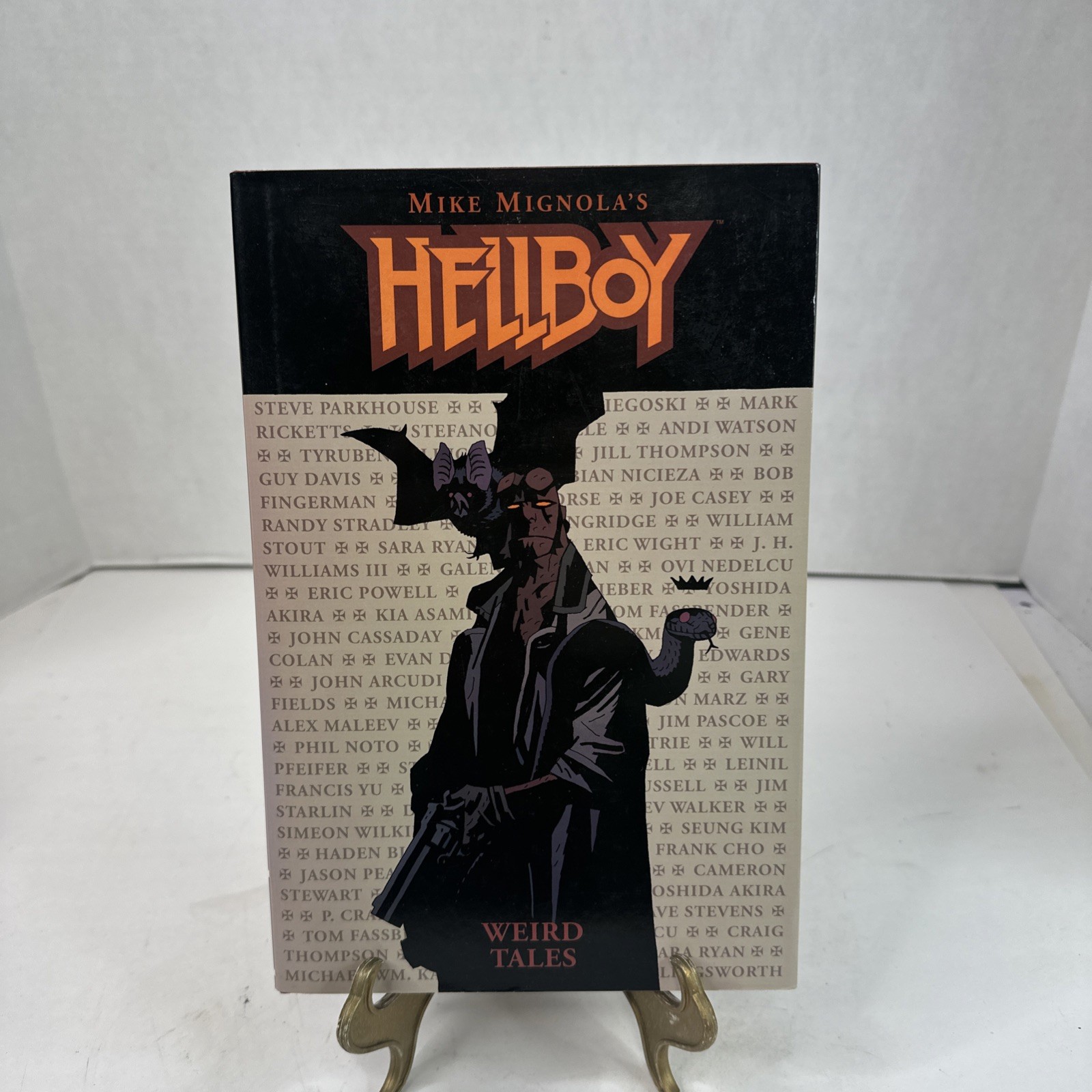 Hellboy: Weird Tales (Dark Horse Comics November 2014) Hardcover 1st Print Hellboy: Weird Tales (Dark Horse Comics November 2014) Hardcover 1st Print