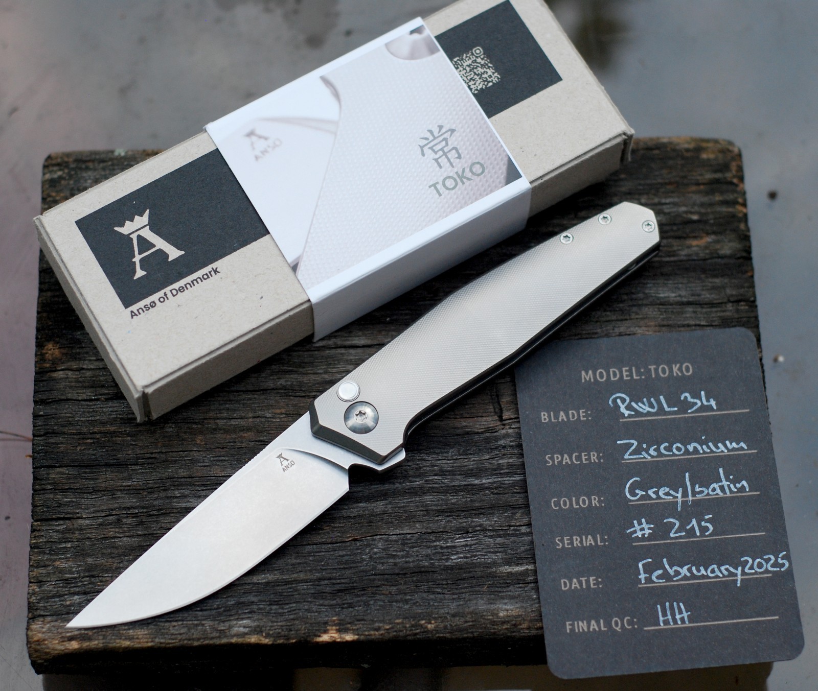 Anso of Denmark Toko RWL 34 Zirconium Titanium Button Lock Flipper Knife Anso of Denmark Toko RWL 34 Zirconium Titanium Button Lock Flipper Knife