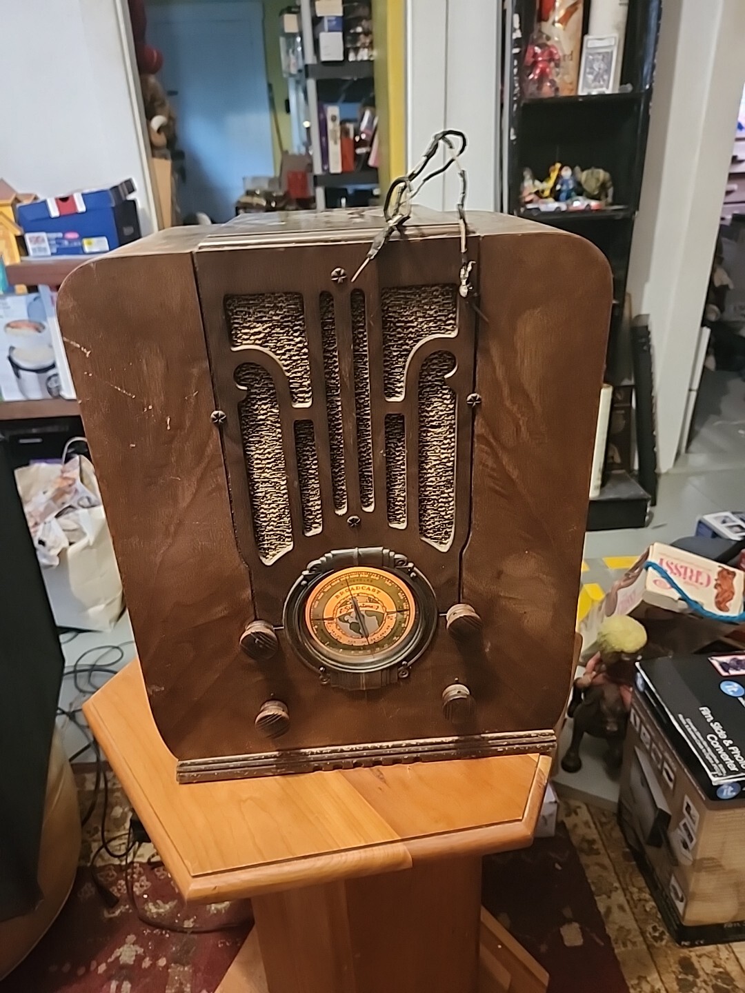 Vintage * SILVERTONE model 1906 TOMBSTONE RADIO: Tested Vintage * SILVERTONE model 1906 TOMBSTONE RADIO: Tested