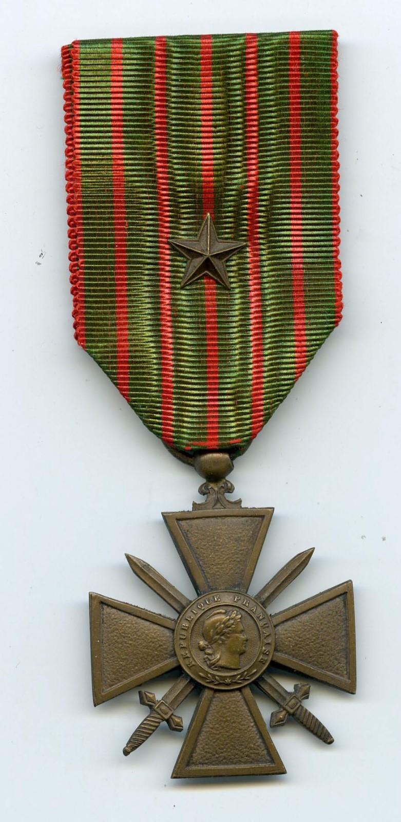 WWI FRANCE French CROIX DE GUERRE 1914-1918 War Medal Complete with Hanger WWI FRANCE French CROIX DE GUERRE 1914-1918 War Medal Complete with Hanger