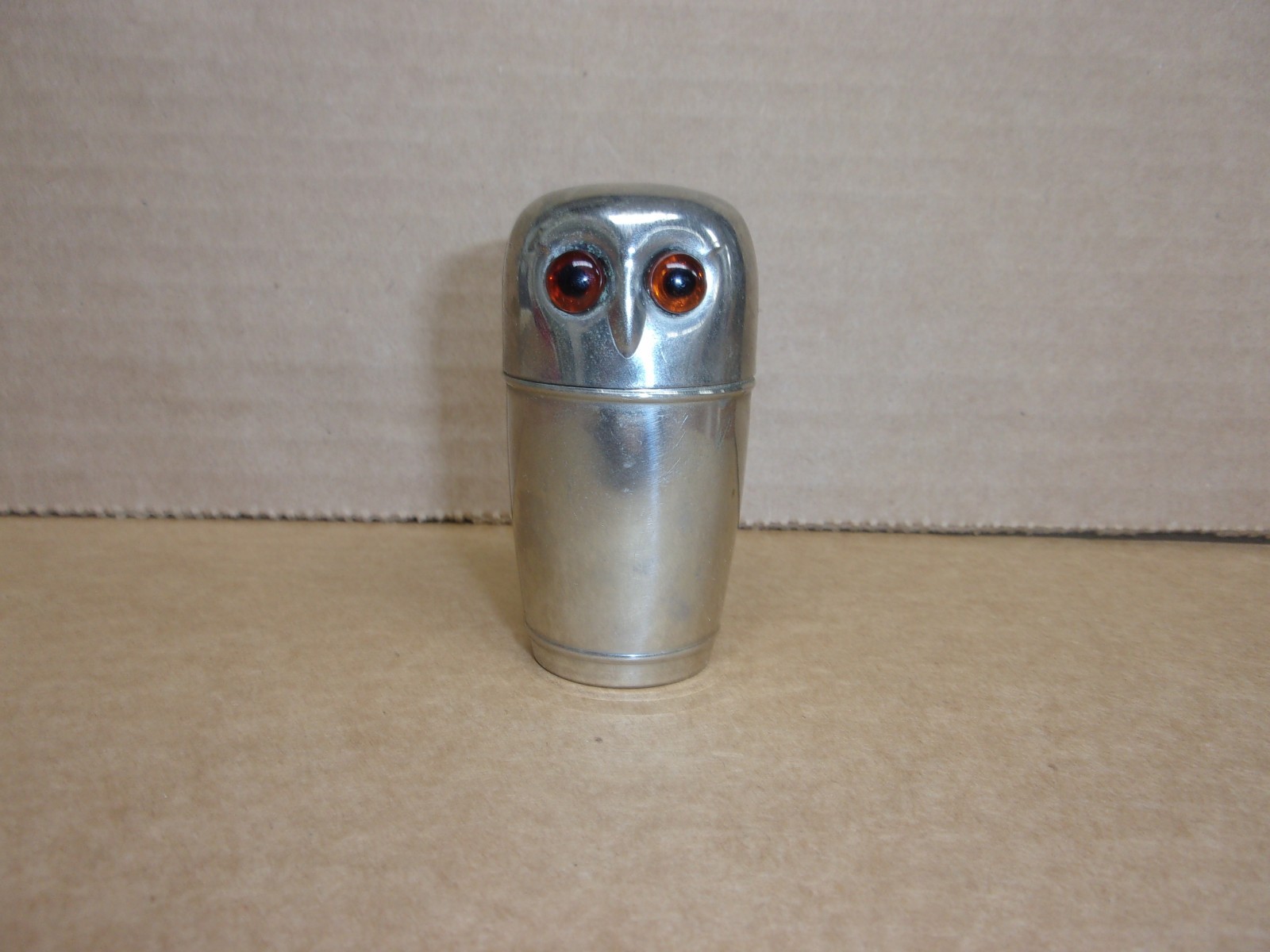 Vintage Owl  & 4 nesting shot glasses