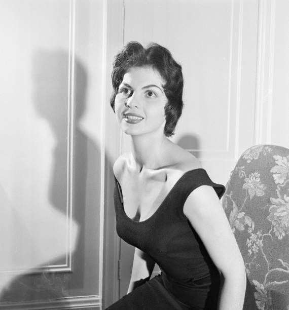 Nadja Regin Serbian actress UK first time pictured Grosvenor - 1955 Old Photo 2