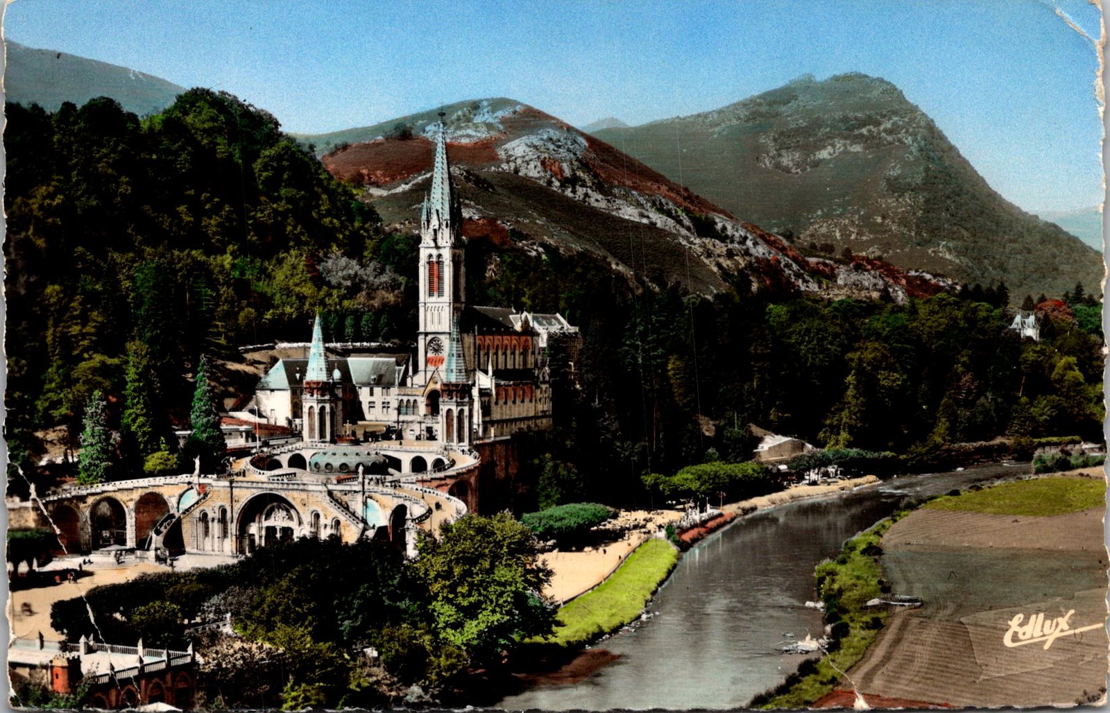Basilica and Gave Lourdes France Vintage Postcard 5P21-8 Basilica and Gave Lourdes France Vintage Postcard 5P21-8