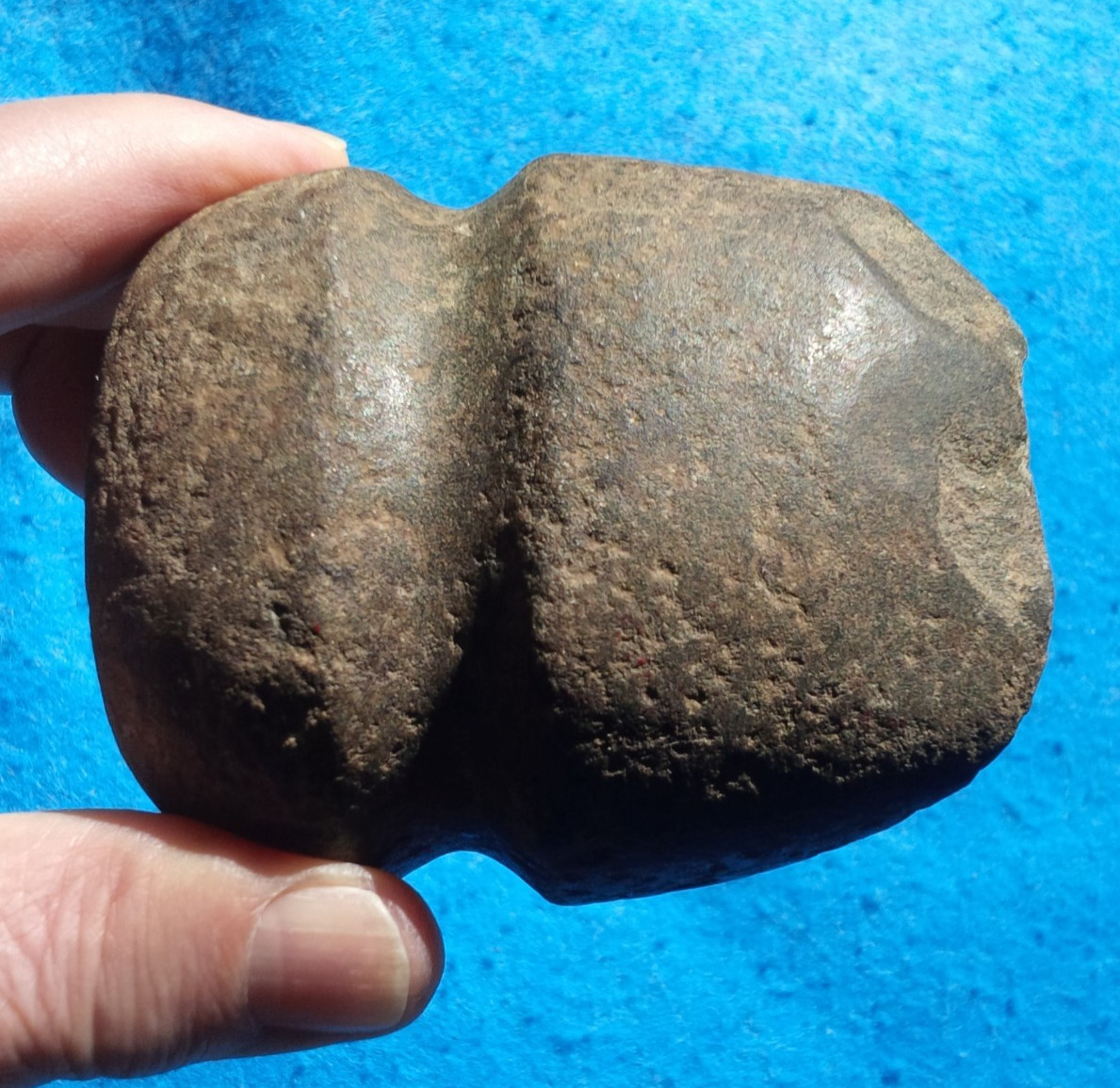 AUTHENTIC INDIAN ARTIFACT 3-3/4" FULL GROOVED AXE MASSACHUSETTS ARROWHEADS AUTHENTIC INDIAN ARTIFACT 3-3/4" FULL GROOVED AXE MASSACHUSETTS ARROWHEADS