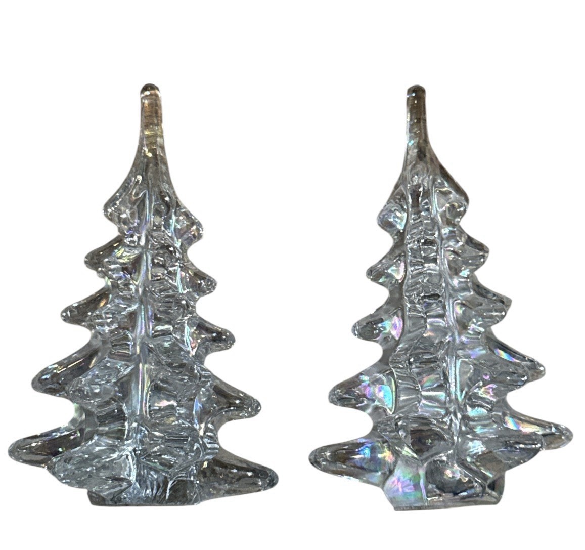 2 VTG Silvestri Clear Iridescent Crystal Art Glass Christmas Pine Tree 6.25” 2 VTG Silvestri Clear Iridescent Crystal Art Glass Christmas Pine Tree 6.25”