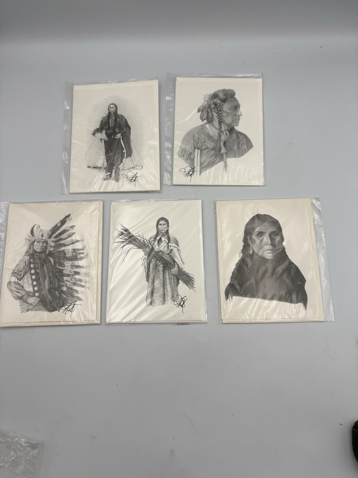 Vintage 1991 Marcia Ritz Pencil Art Native American Set Of 5 Cards Envelope Vintage 1991 Marcia Ritz Pencil Art Native American Set Of 5 Cards Envelope